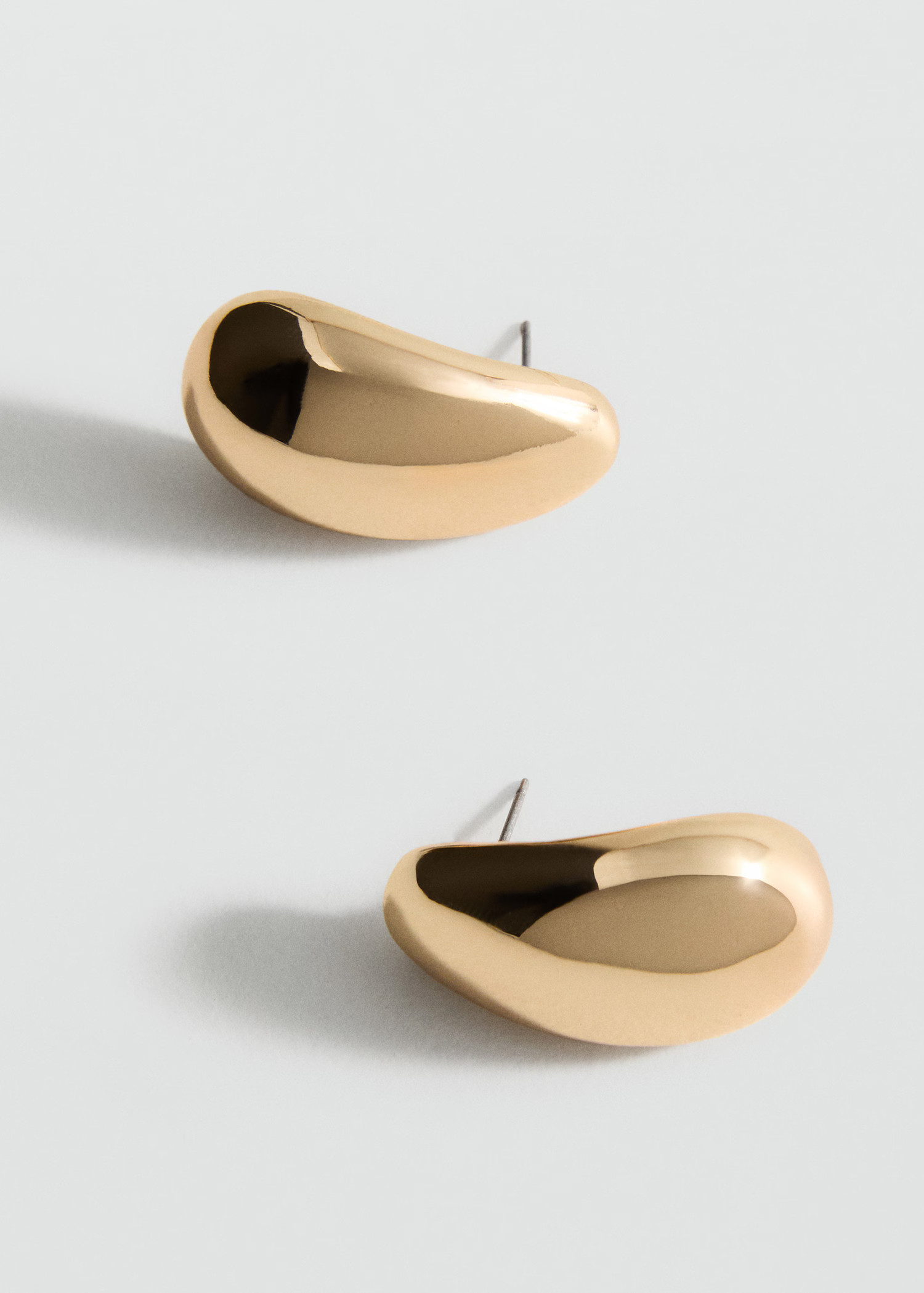Oval volume earrings - Women | MANGO United Kingdom | MANGO (UK)