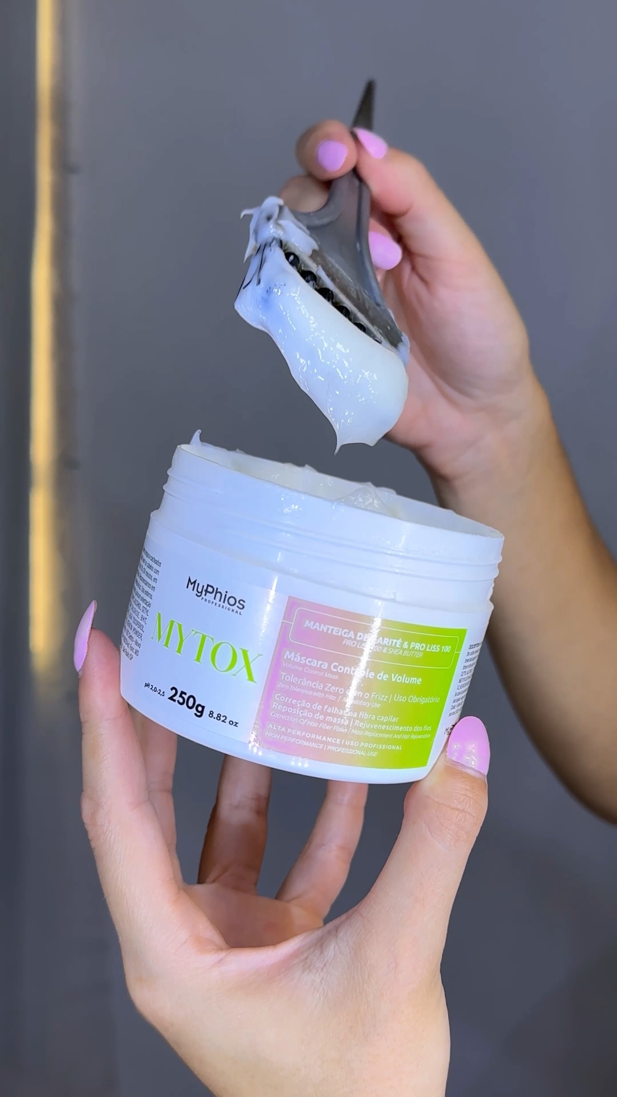 Sou ondulada mas não aguentava mais p frizz do meu cabelo! Resolvi esse problema com MYTOX e não alterei a curvatura do meu cabelo! Amei! #cabelo #cabeloondulado #frizz

#LTKVideo #LTKbeauty #LTKbrasil