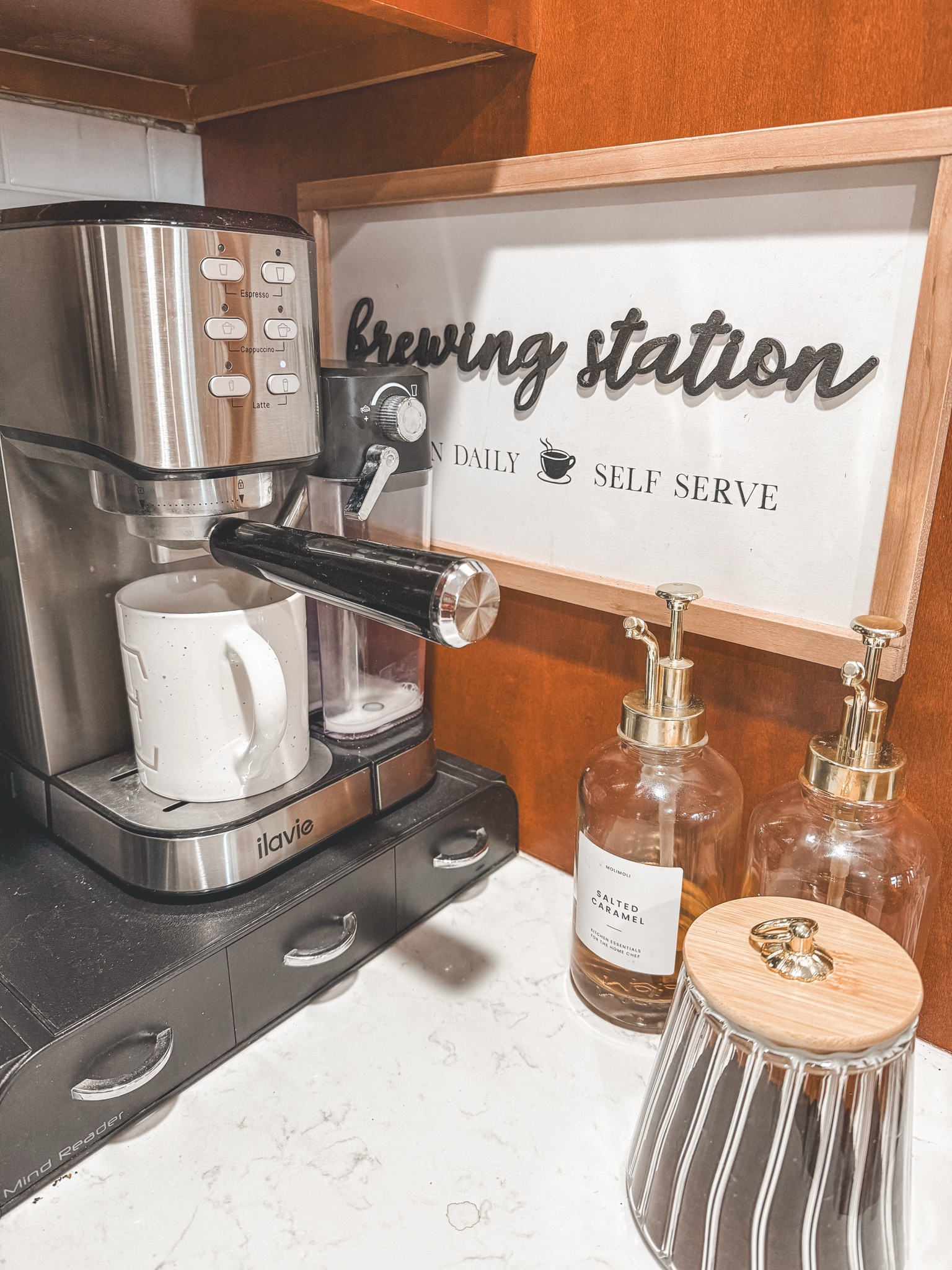 Caffeine gives me life! Thank god for espresso ☕️ and my fabulous brewing station 🥰

#espresso #espressomachine #caffiene #brewingstation #coffee #coffeebar

#LTKGiftGuide #LTKHome #LTKSeasonal
