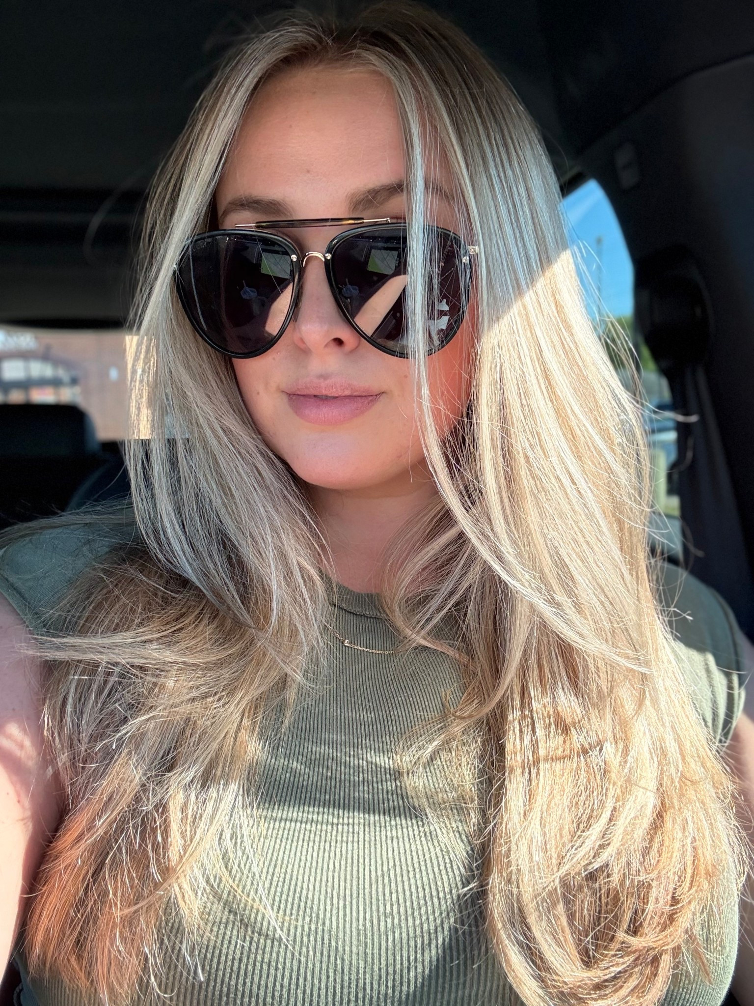 Fall hair and my fav sunnies. These are 4ish years old. Linked similar! 

#LTKBeauty #LTKSaleAlert #LTKSeasonal