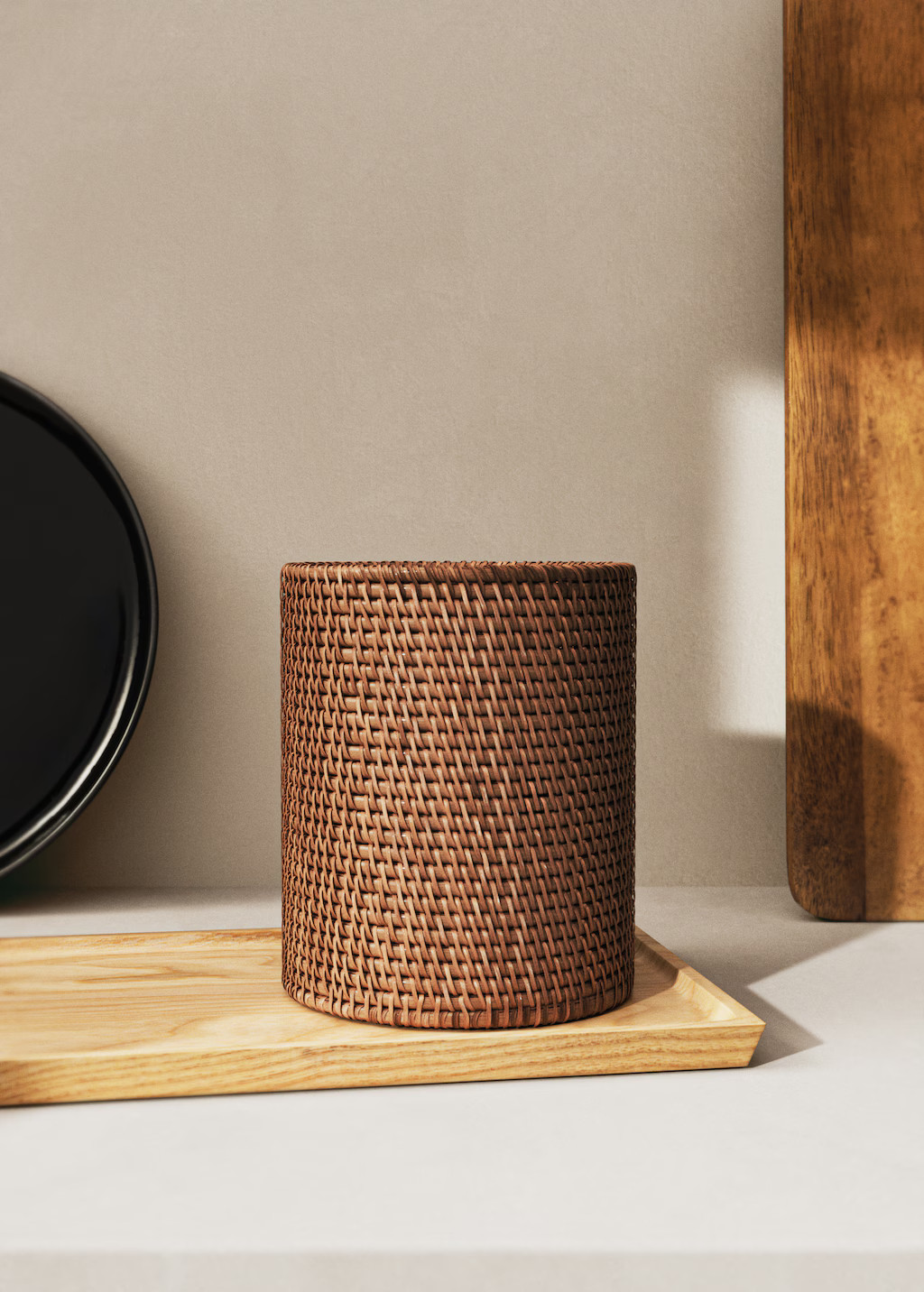 Rattan kitchen basket - Home | MANGO Netherlands | Mango EU