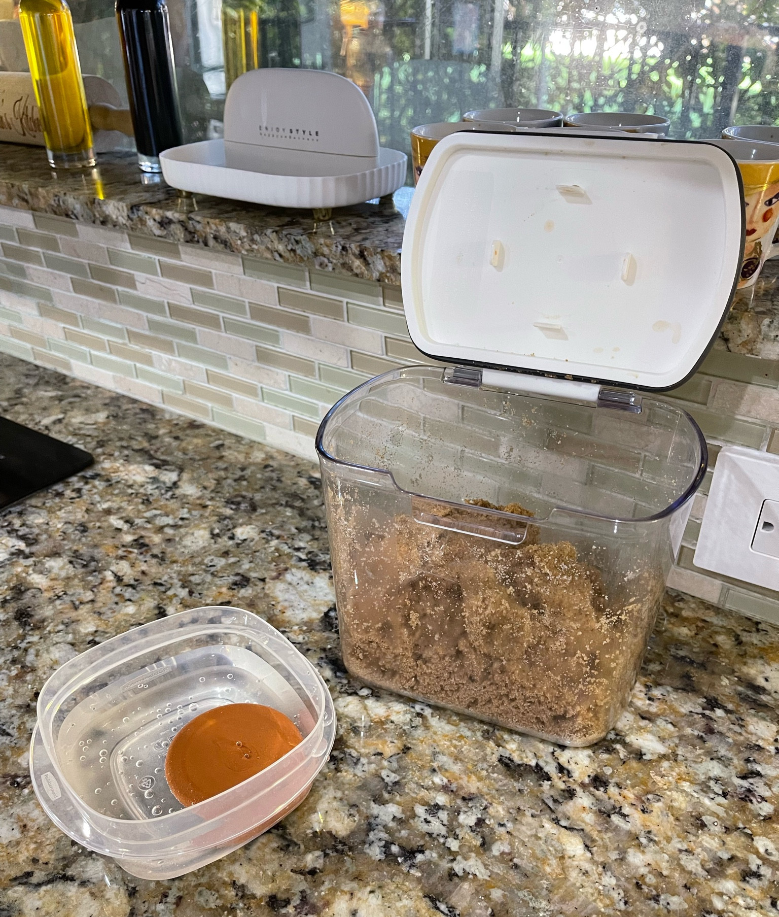 Brown sugar keeper | brown sugar storage | kitchen tools | kitchen gadgets | kitchen hack | kitchen organization | kitchen storage | baking tools 

#LTKhome