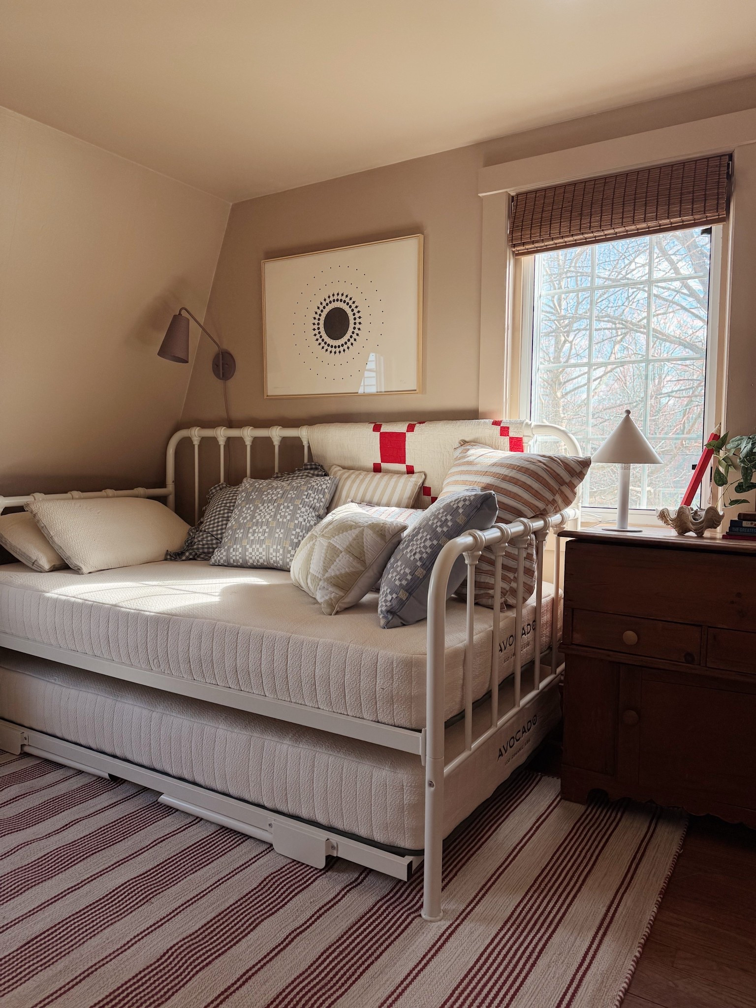 our little guest room (/gids office!) 

#LTKSaleAlert #LTKHome