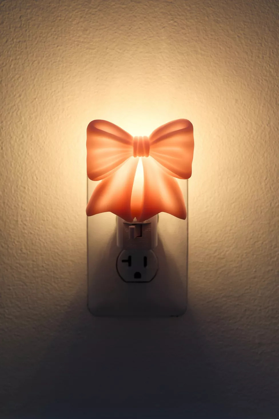 Bow Nightlight | Urban Outfitters (US and RoW)