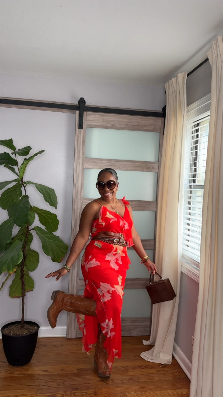 A Frilly Dress and Cowboy Boots, the cheat code to heels 🤫…

You too can easily recreate this look. Here’s what you need 

1. Your fave most girly dress 
2. Cowboy boots 
3. Top handle small/ mid bag 
4. Three mismatch belts to stack 

And just one that, you’ve got a cute comfy lil spring frock to twirl in. 💃🏾👢

If this simple style tip helps you get the most out of your drobe’ like and save it. Of course follow Eatnbougie for more fashion inspo, building a sustainable wardrobe, and tips on how to get the most of it. 

#LTKStyleTip