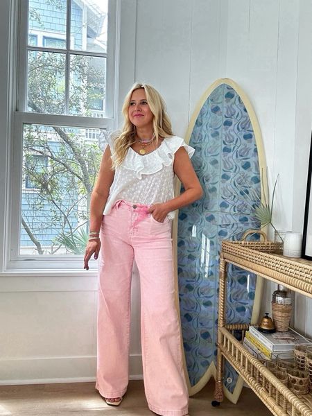 Loving this summer outfit! These pink jeans are everything! Wearing a 26

#LTKSeasonal #LTKFindsUnder100 #LTKStyleTip
