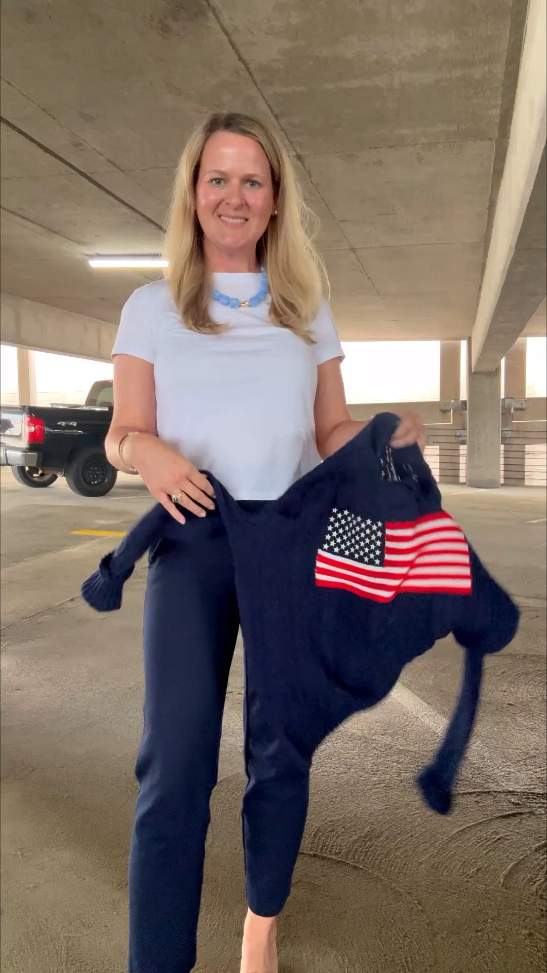 Smart casual workwear for the 9-5 girlie 💼✨

White tee + navy trousers + sweater over the shoulders = instant polish without overthinking it.

Comment LINK and I'll send you outfit details! 🛍️

#workwear #smartcasual #9to5style #dinkwd #capsulewardrobe #atlantainfluencer

#LTKootd #LTKOver40 #LTKWorkwear