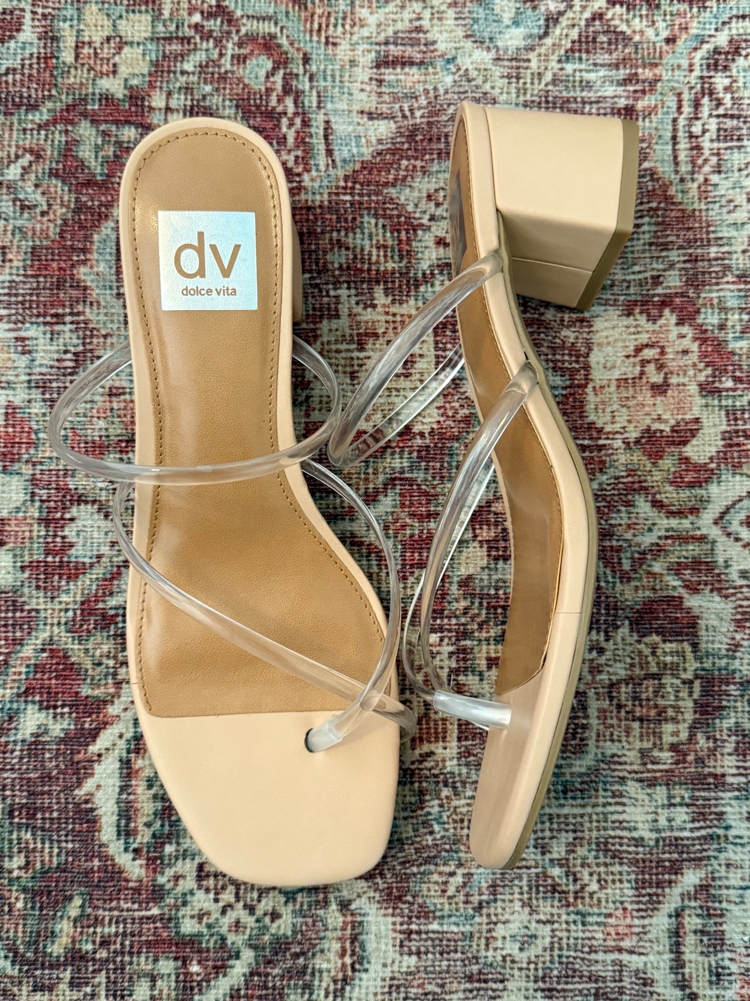 Dolce Vita sandals, clear sandals, low heel sandals, Amazon fashion finds, Amazon style

TTS

#LTKShoeCrush #LTKFindsUnder50 #LTKStyleTip