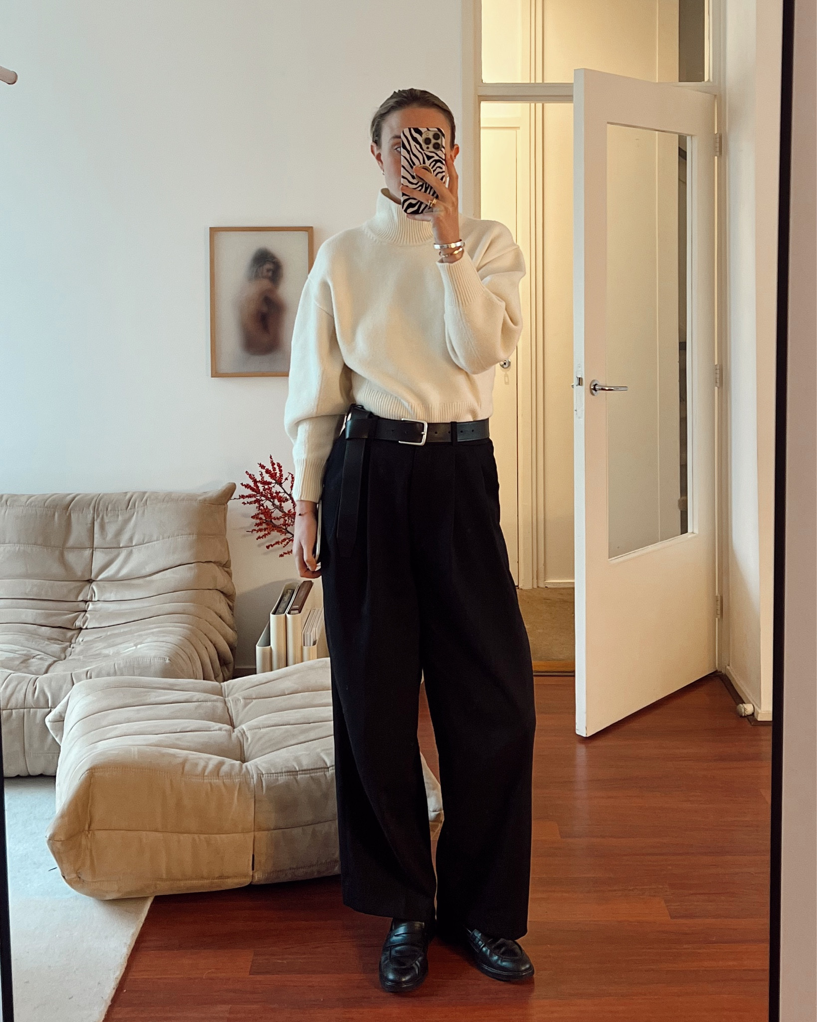 Black and white is a forever favorite combo! And with these quality pieces, you’ll elevate any look! #ltkgift

#LTKSeasonal #LTKHoliday #LTKstyletip