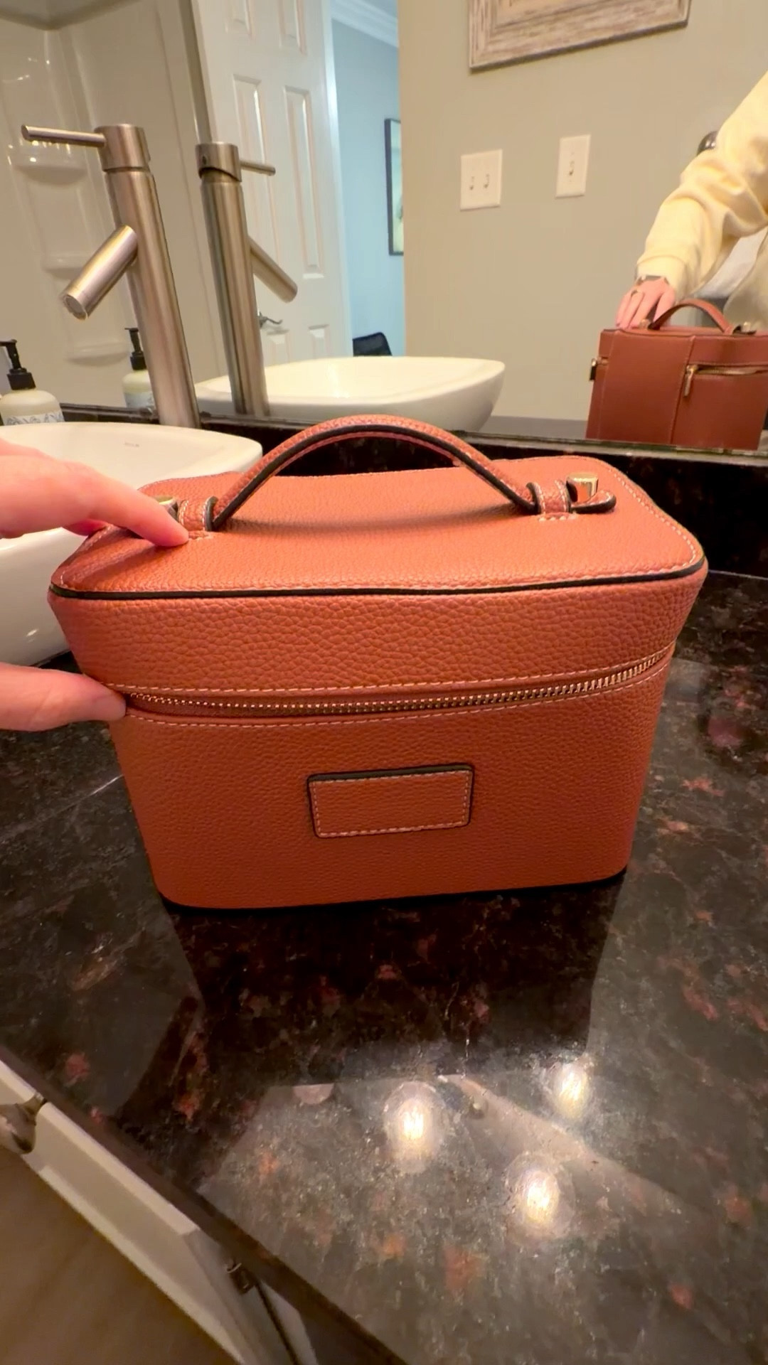 I’m loving this travel case! It fits so much and it very nice.

Amazon finds, travel essentials, travel bag

#LTKTravel #LTKSaleAlert #LTKMothersDay
