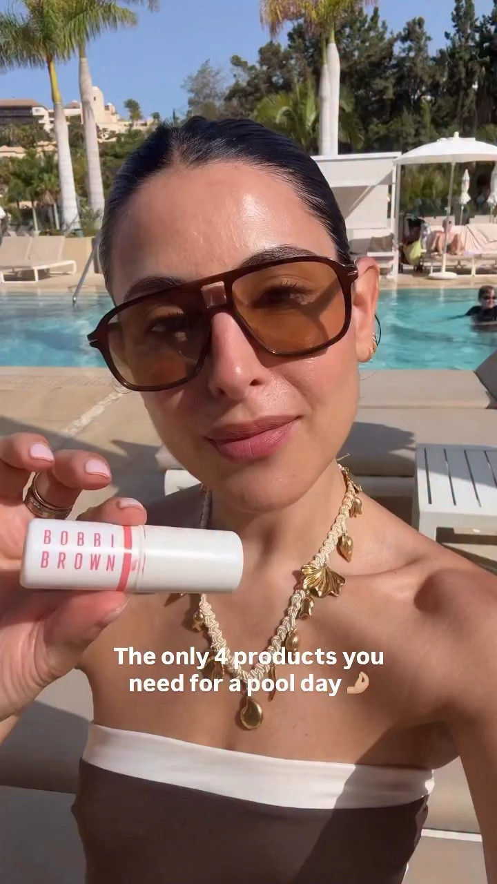 The only four products you need for a pool day 🤌🏼