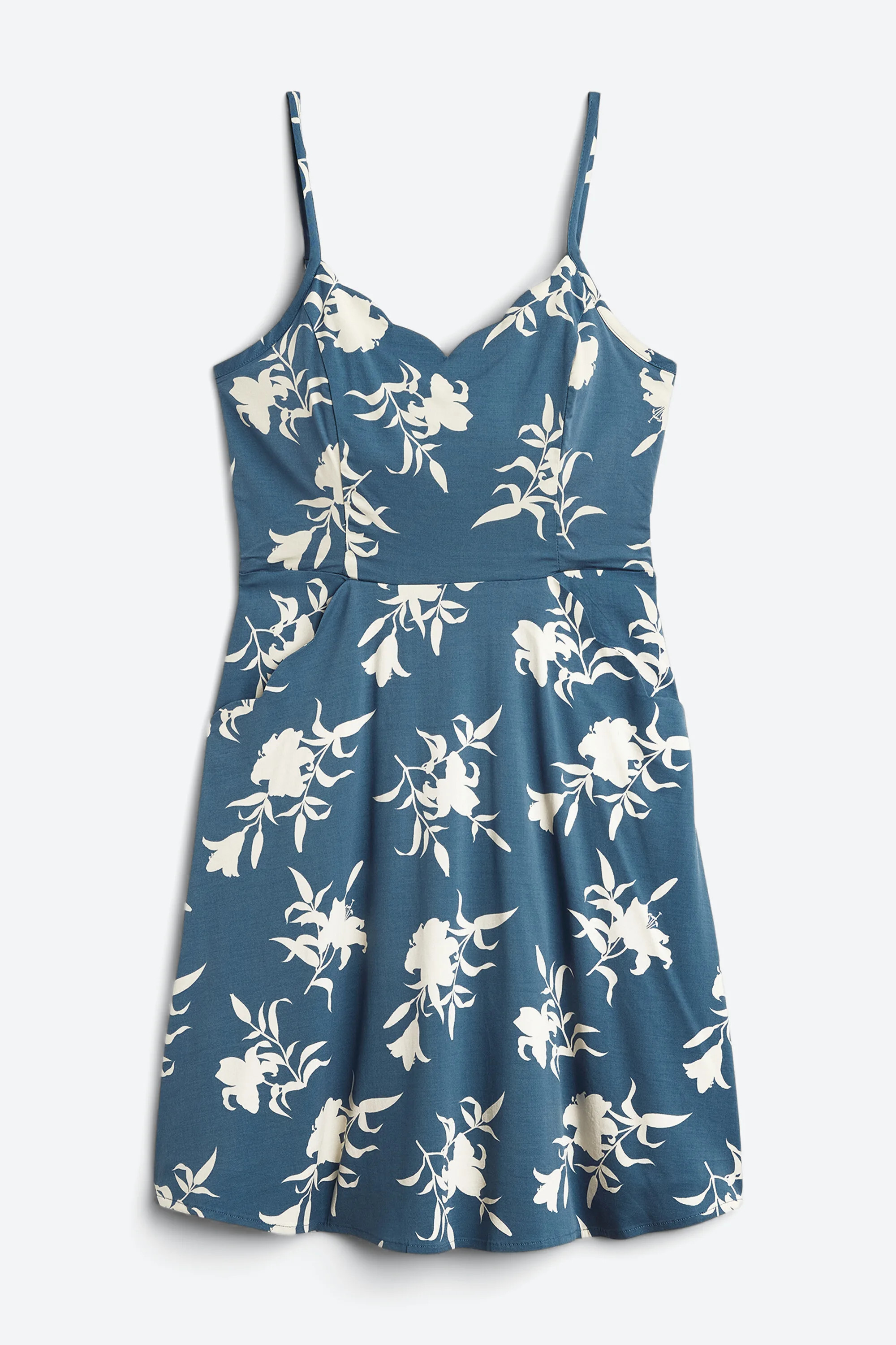 Beatriz Scallop Detail Dress | Stitch Fix