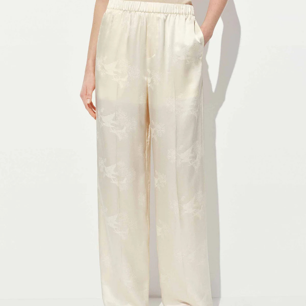 MO&Co. Women's Elasticated Waistband Jacquard Trousers | MO&Co.