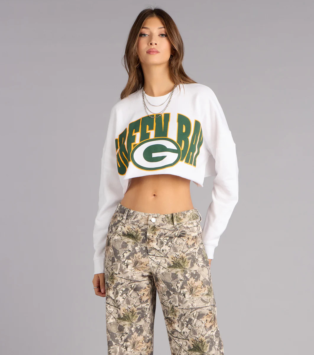 Ultra Game NFL Green Bay Packers Crop Sweatshirt | Windsor Stores
