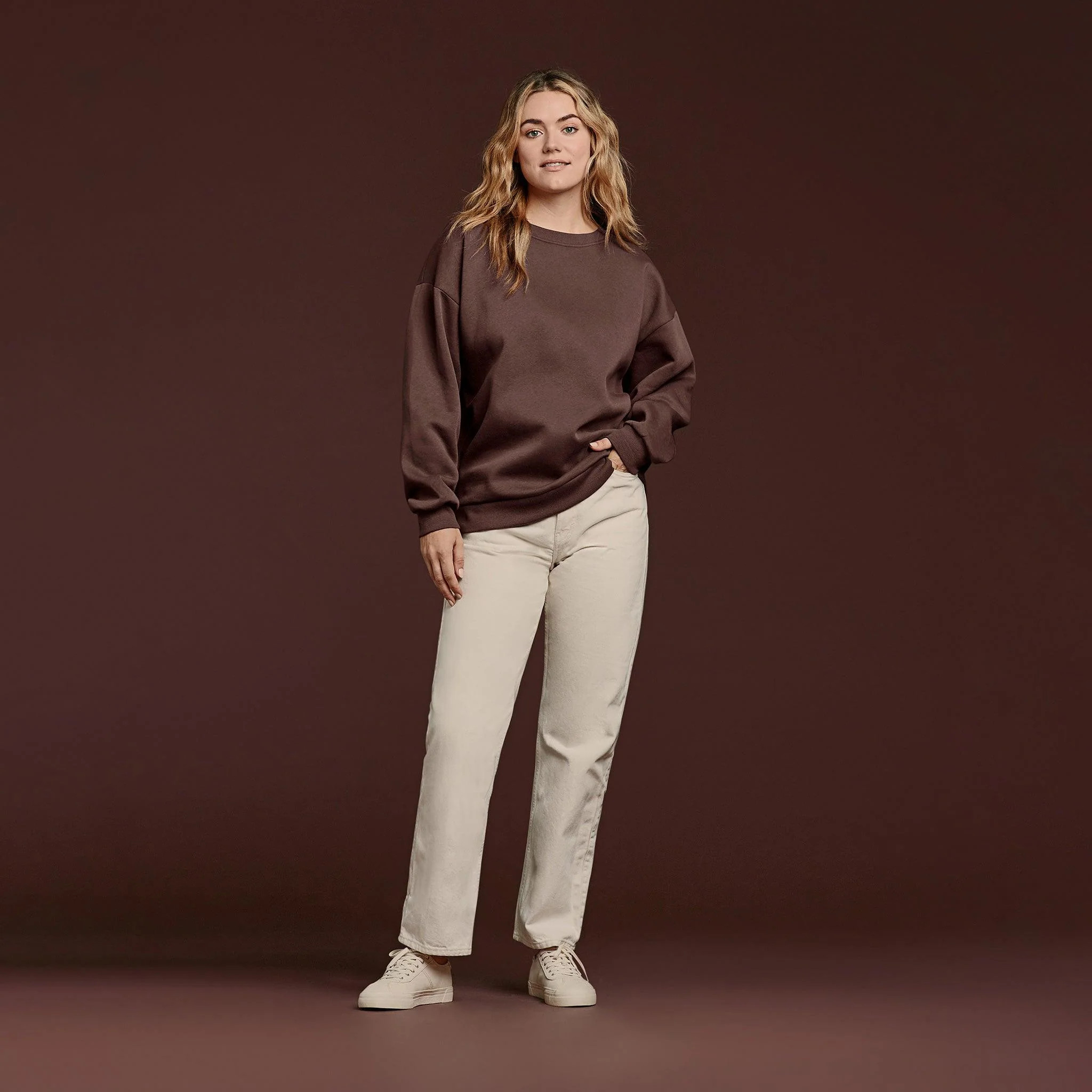 Women's Crewneck Sweatshirt - Coffee - nuuds | nuuds