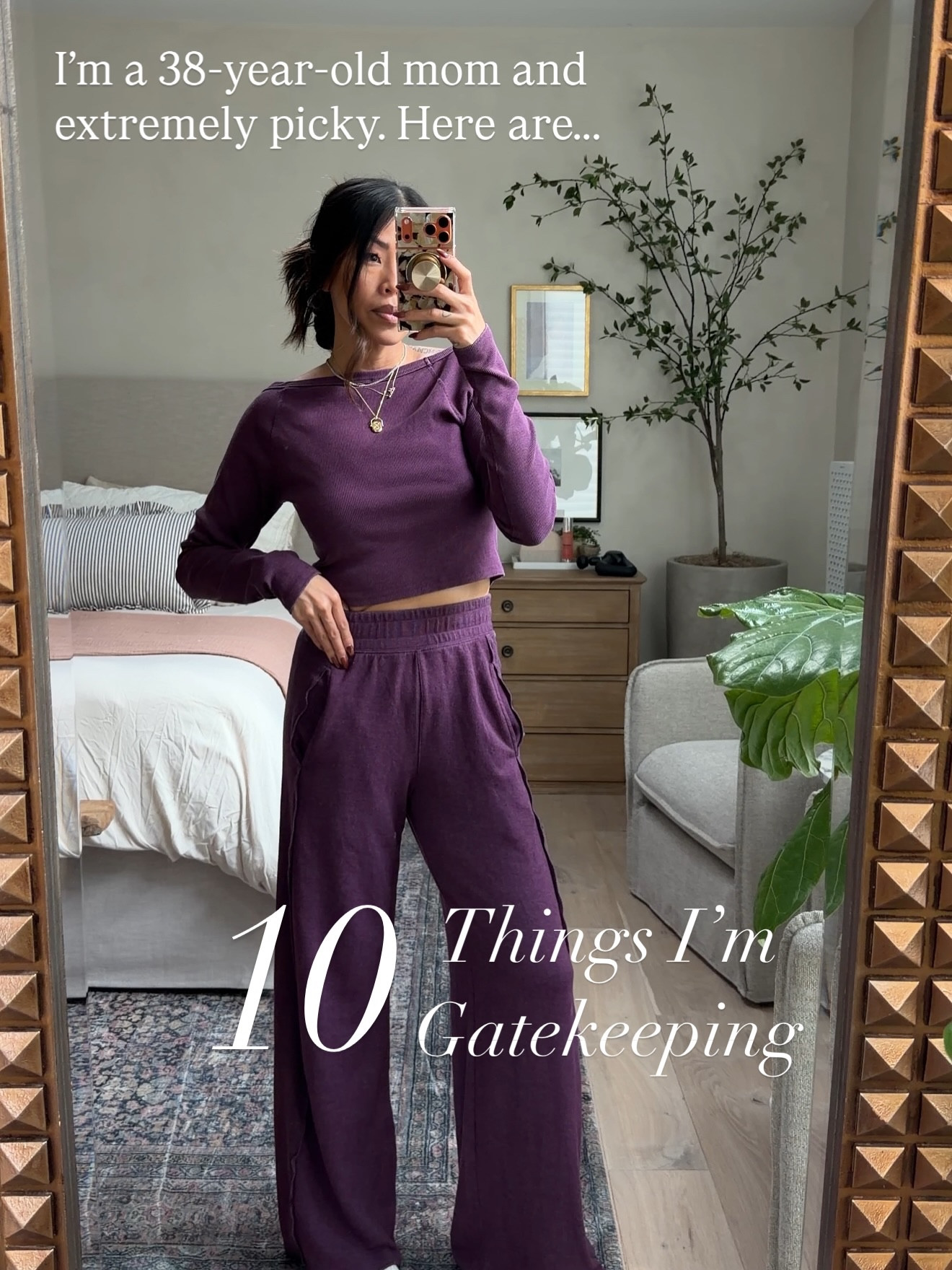 You know I don’t gatekeep with my besties I’m extremely picky (my friends and sister call me bougie) so just know these are actually worth it.

Didn’t get the links? Make sure you’re following me @theSabrinaTan so they land in your DMs ✨

	1.	Amazon blue-light glasses
	2.	Faux leather moto jacket, true to size
	3.	Target shoes that are stupid comfy
	4.	My bubble puffer I live in
	5.	A&F workout set
	6.	Zara denim I slept on for way too long
	7.	The vibration plate I swear by
	8.	Comfiest lounge set. I wear medium
	9.	Skip the UGGs. These are cozier
	10.	The perfect fall nail color from Amazon

You can always find everything on the LTK app too — search 🔎: Sabrina Tan

#amazonfinds #amazonfashion #closetstaple 

#LTKGiftGuide #LTKHoliday #LTKmomlife