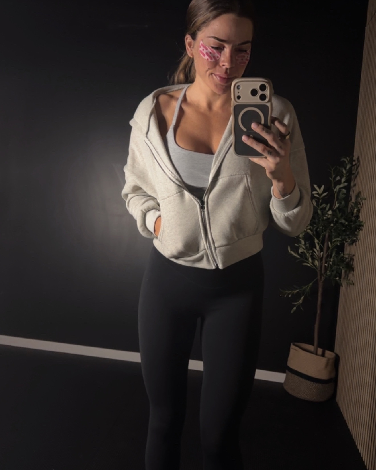 Gym fit 

#LTKfitnessgoals #LTKActive #LTKmomlife