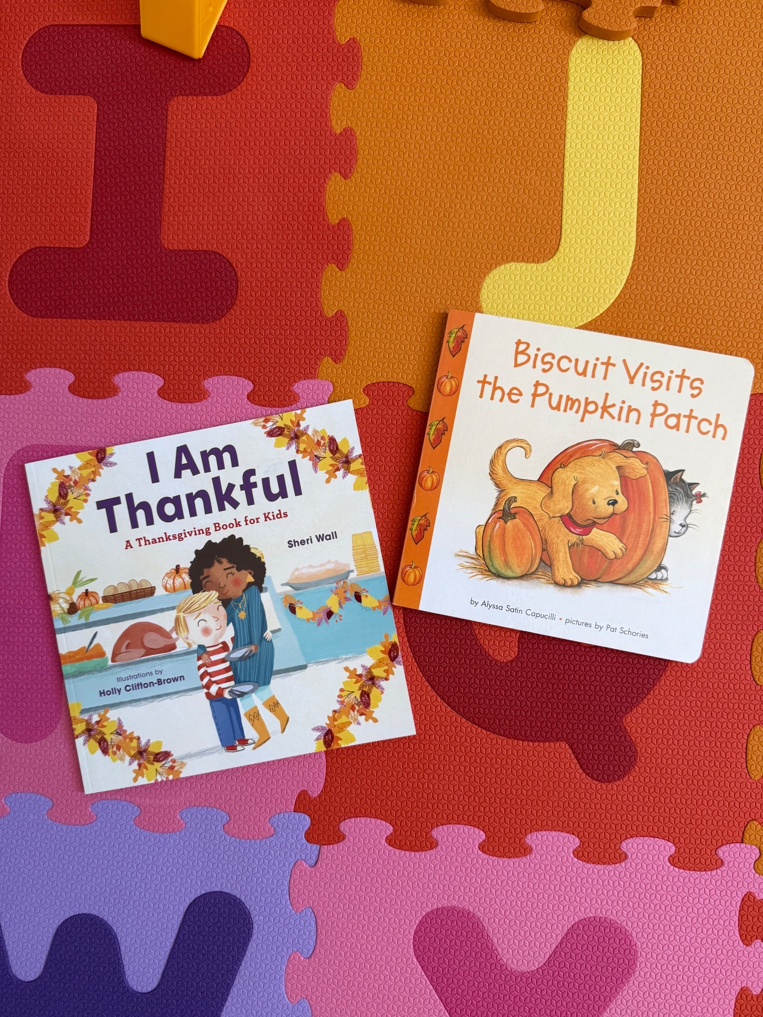 Cute children’s books for fall. 📚🍂