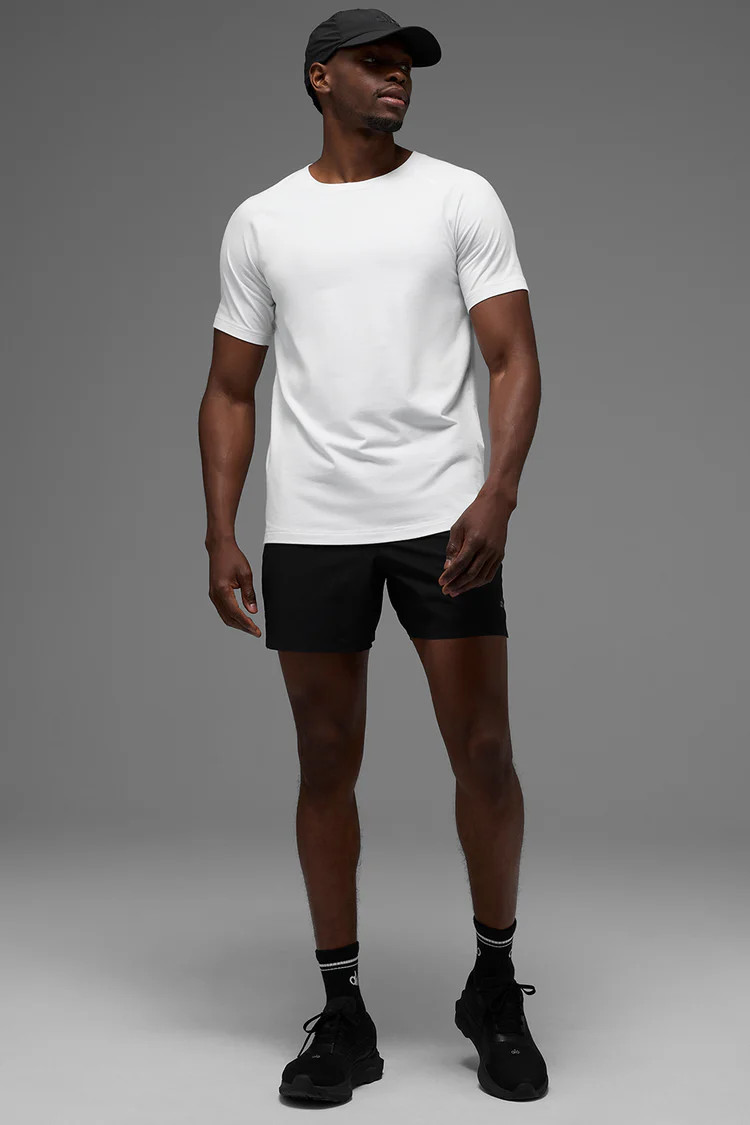 ALO Vapor Crewneck Short Sleeve | Alo Yoga (US)