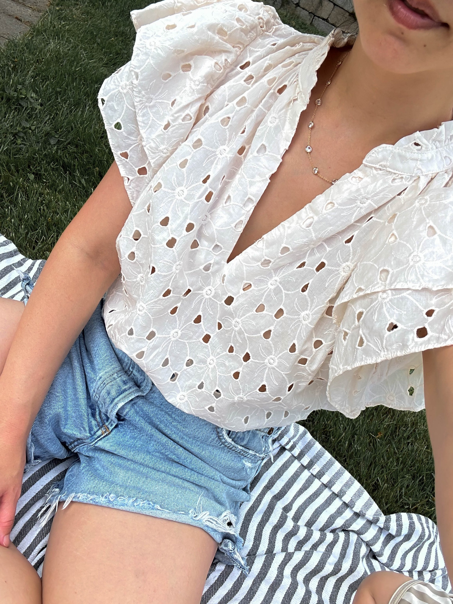 Trovata eyelet top. This top is stunning! Runs TTS. 

