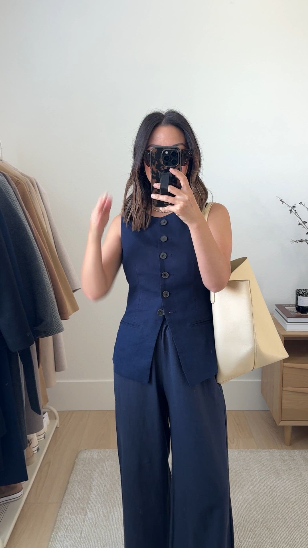 Teacher outfit ideas that work for business casual as well 

J.Crew vest 0
Uniqlo linen blend pants xs, custom inseam 25.5"
Mansur Gavriel flats 35
Mansur Gavriel tote
Celine sunglasses

#LTKStyleTip #LTKautumn #LTKPetite