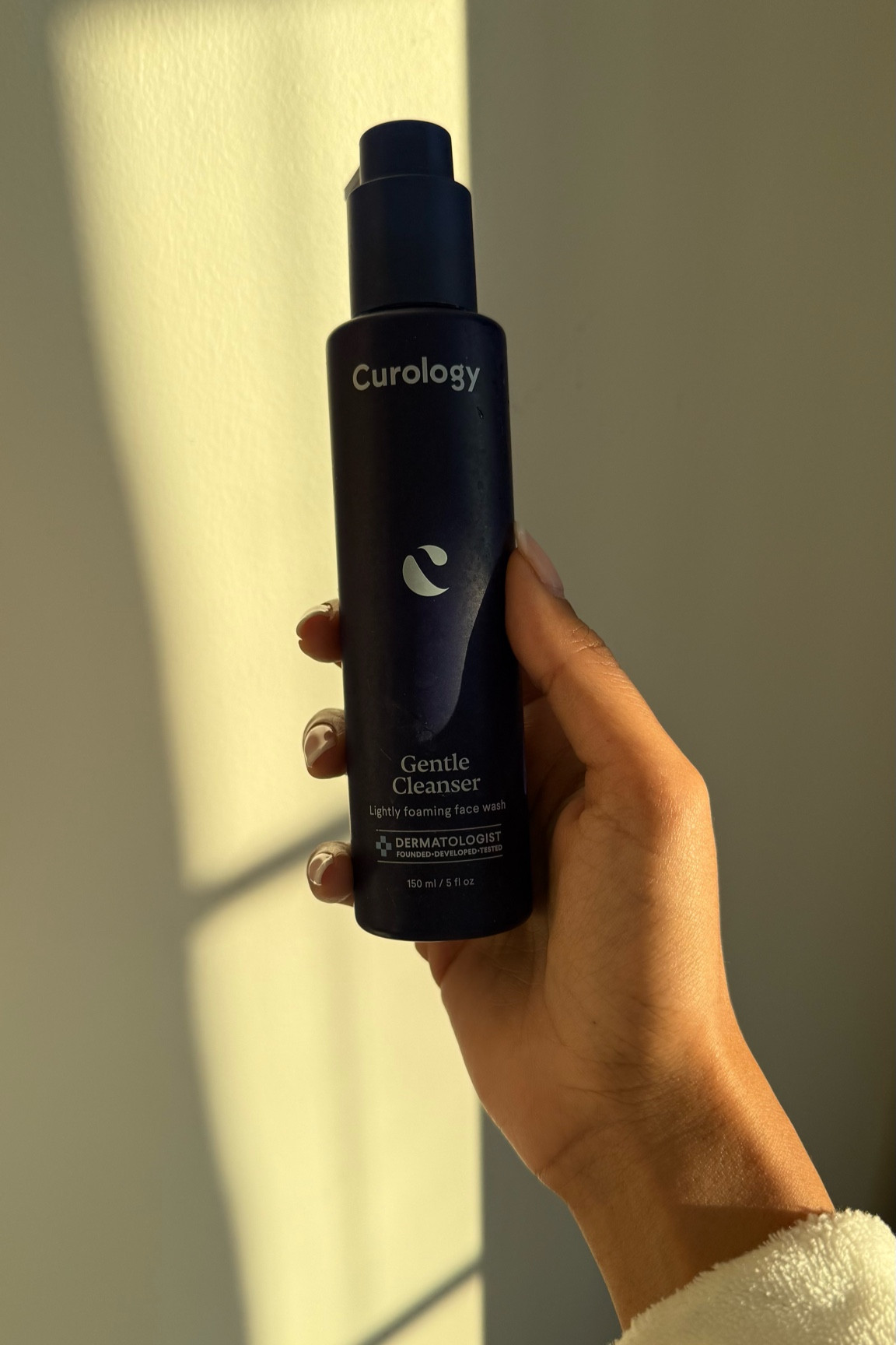 I love a facial cleanser that moisturizes also 🤍

#LTKBeauty #LTKFindsUnder50