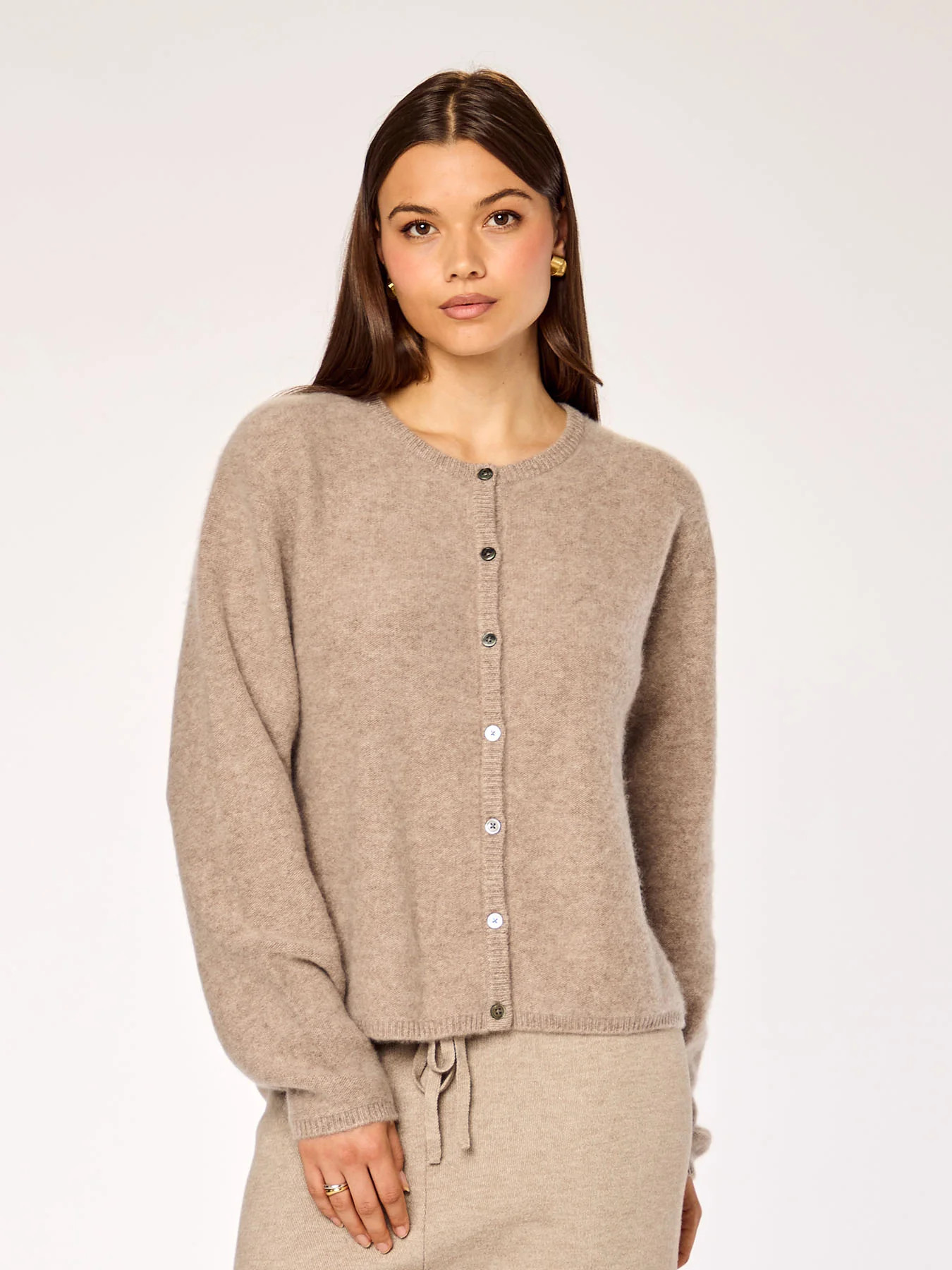 CASHMERE - Buttoned Cardigan • Mocha | Ninety-9