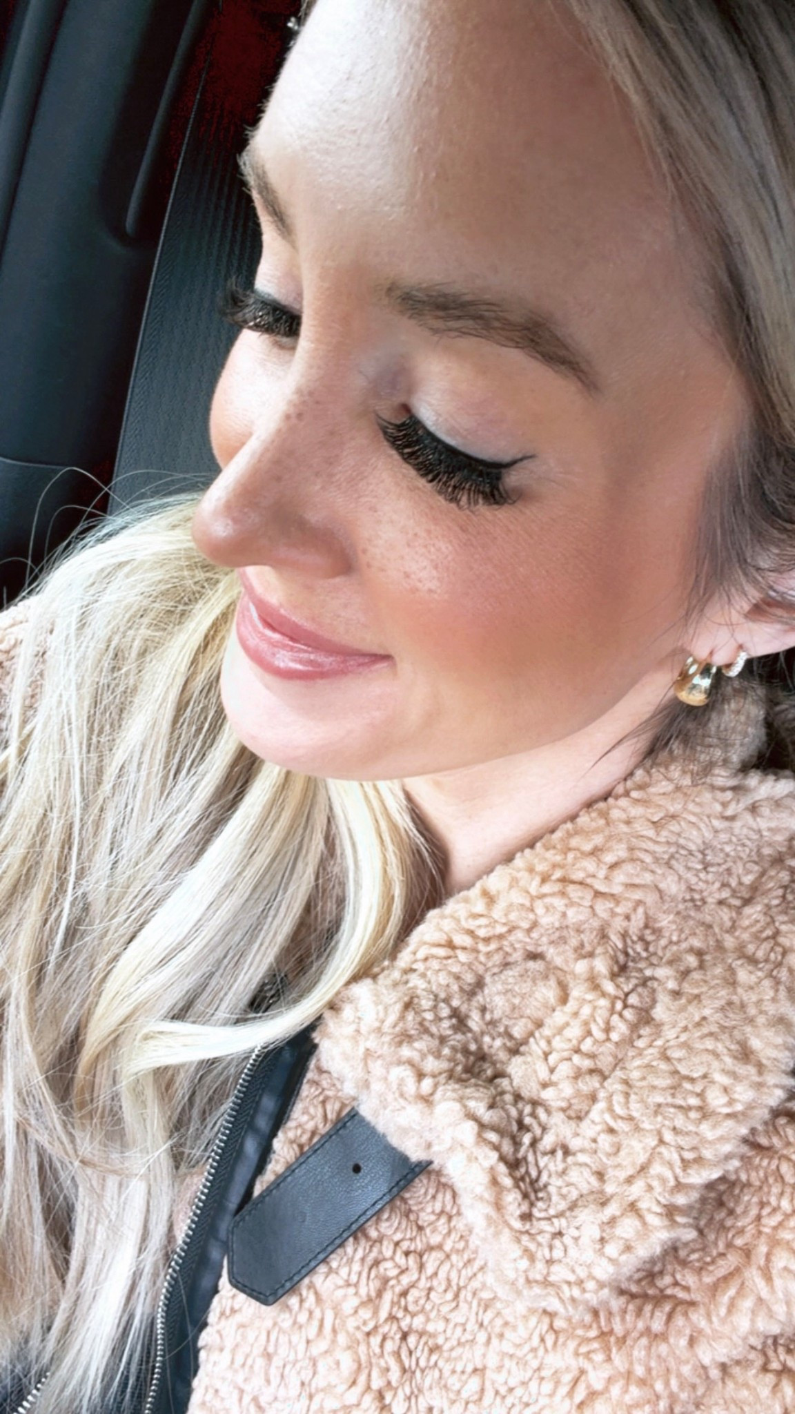 My freckle pen is back in stock! You can do individual freckles or clusters :)

#LTKSeasonal #LTKBeauty #LTKmomlife