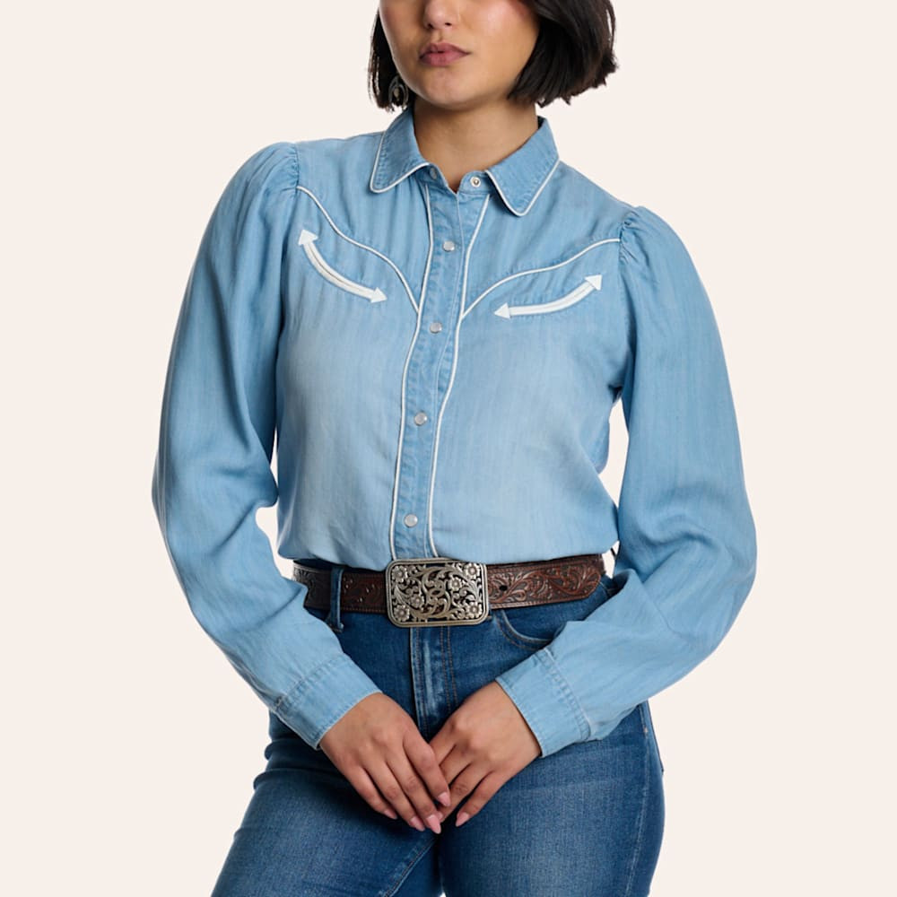 Rockin' C Women's Chambray Smiley Pocket Long Sleeve Pearl Snap Western Shirt | Cavender's