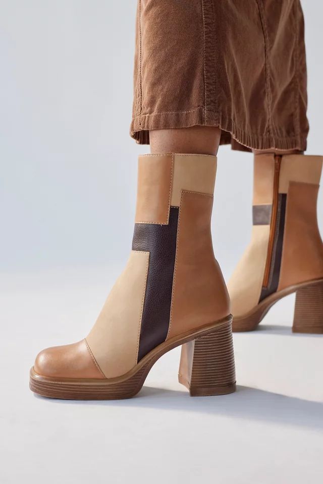Steve Madden Fantsie Patchwork Platform Boot | Urban Outfitters (US and RoW)
