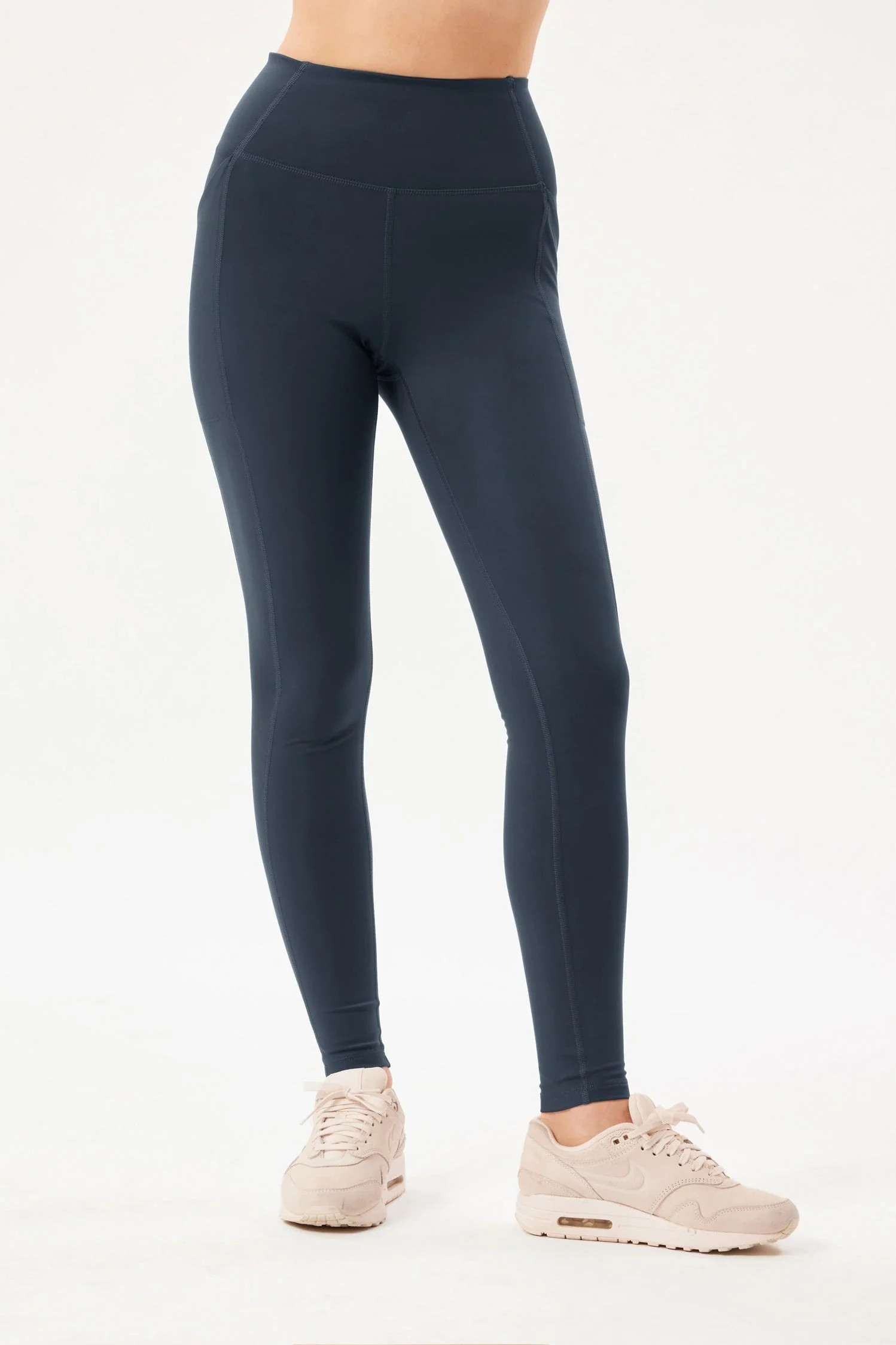 Midnight Compressive Pocket Legging | Girlfriend Collective
