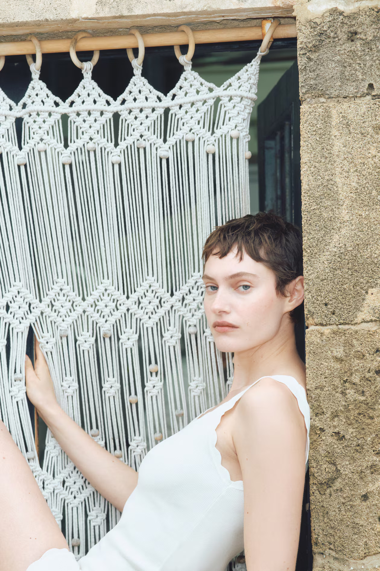 Scalloped fine-knit vest top | H&M (UK, MY, IN, SG, PH, TW, HK)