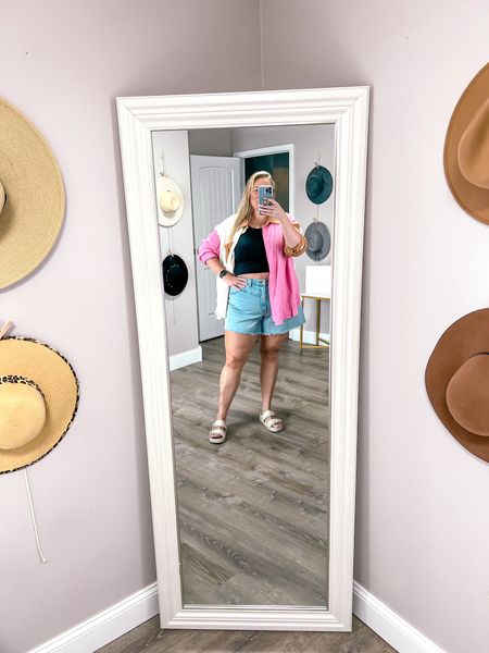 Casual summer outfit 

Comfy and casual but feel put together with these light wash jean shorts, cropped top, and lightweight button up top. 

Size 18 
Size 20 
Plus size outfits 
Plus size ootd
Plus size casual outfit
spring outfit 
Summer outfit 
Spring sandals
Sandals
Slides 

#LTKover40 #LTKplussize #LTKstyletip