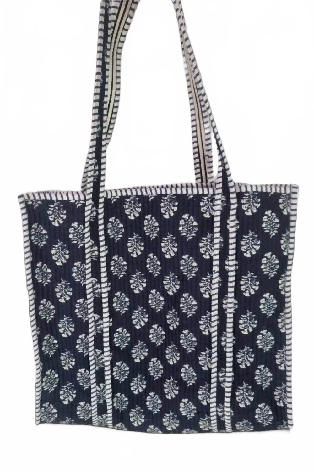 Women's Nantucket Blooms Quilted Tote Bag In Navy | Shop Simon