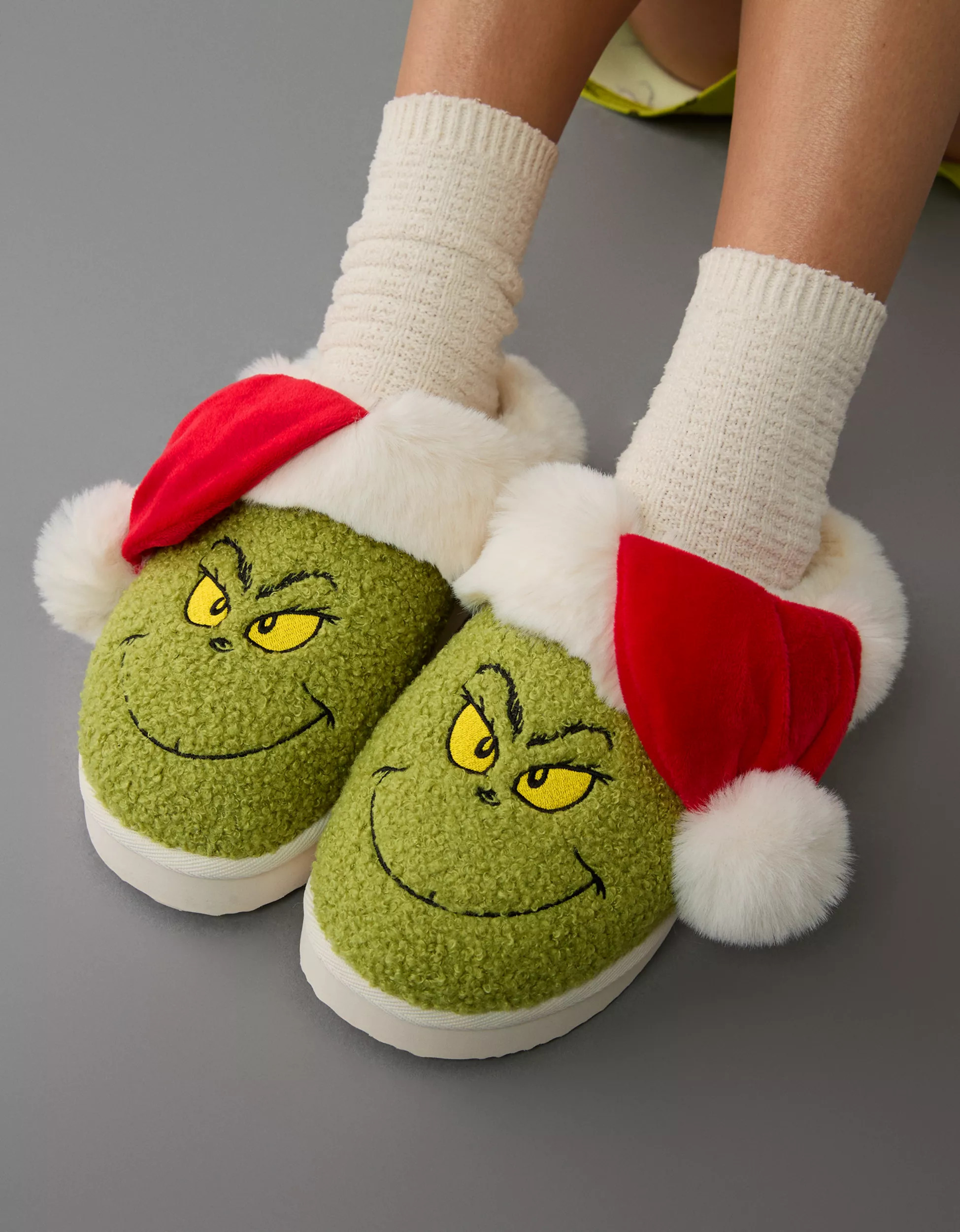 AE Grinch Scuff Slipper | American Eagle Outfitters (US & CA)