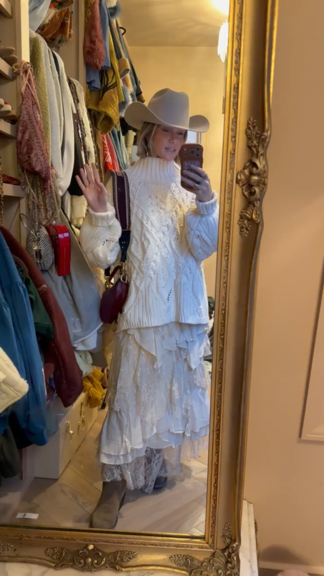 Winter outfit inspo!

#LTKootd #LTKHoliday #LTKmomlife