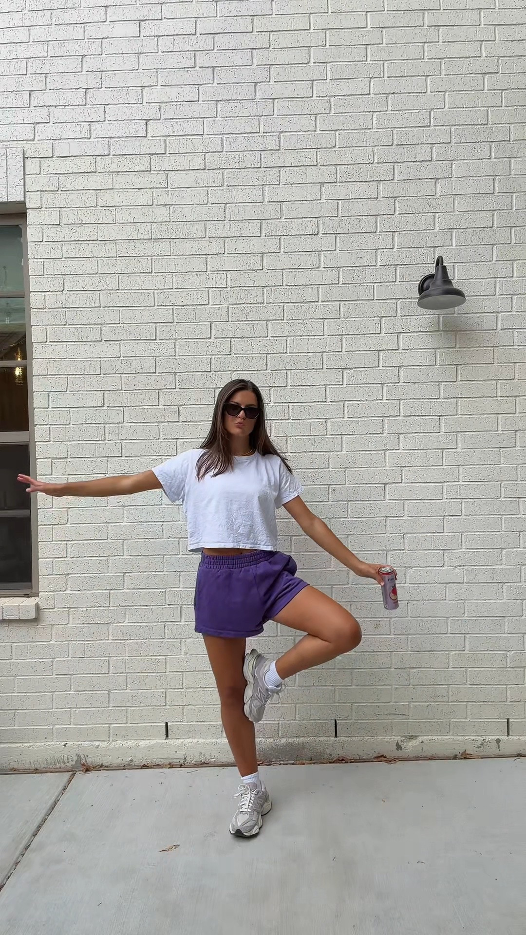 bilig energy thx to @Bloom Nutrition @Target ⚡️🕺🏻💃🏻🤩🤪🍎🍏
@DAILYDRILLS @New Balance @Zappos  @Le Specs #giftedbybloom #dailydrills #morninginmylife #loungewearset #ootds

#LTKmorningroutine #LTKgrwm #LTKdayinmylife