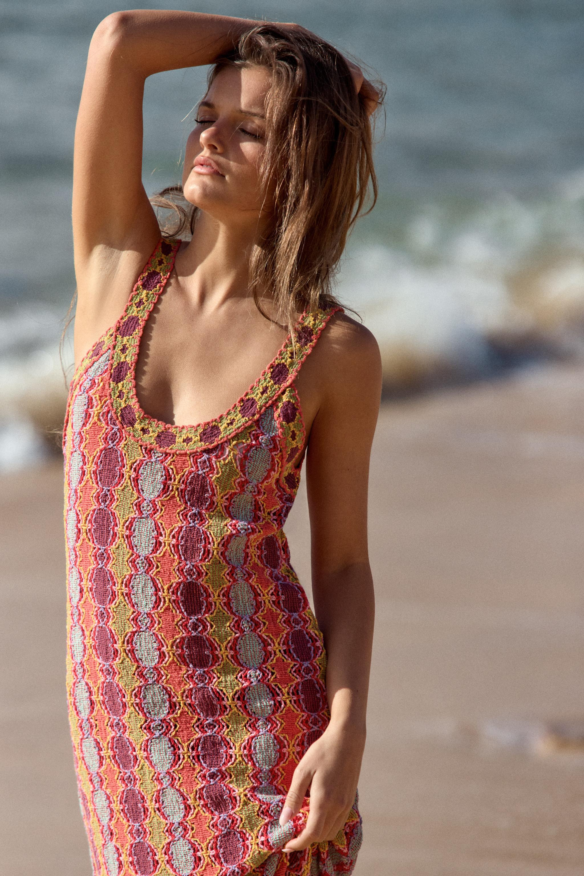 LONG FRINGED KNIT DRESS | Zara UK