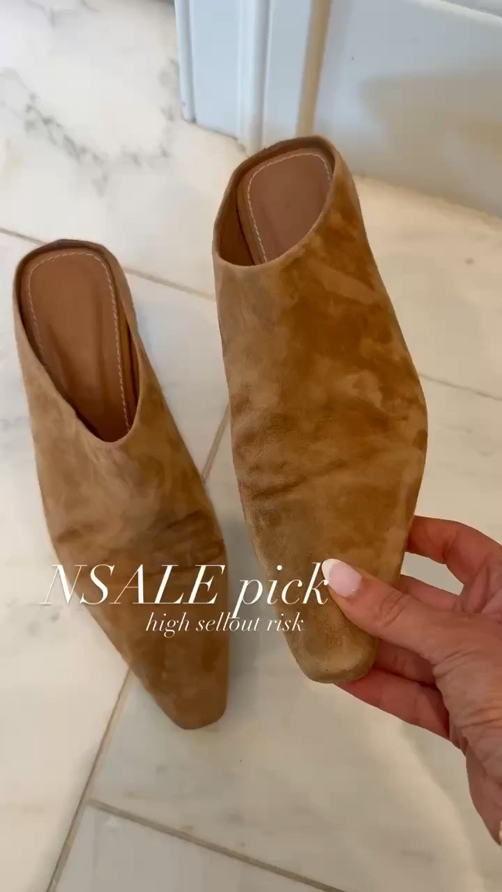BEST SELLER ALERT 🙌🏻
One of the most versatile shoes in the sale. Comfortable enough for all day wear and pairs effortlessly with both cropped and long denim.

#LTKsale #LTKshoes