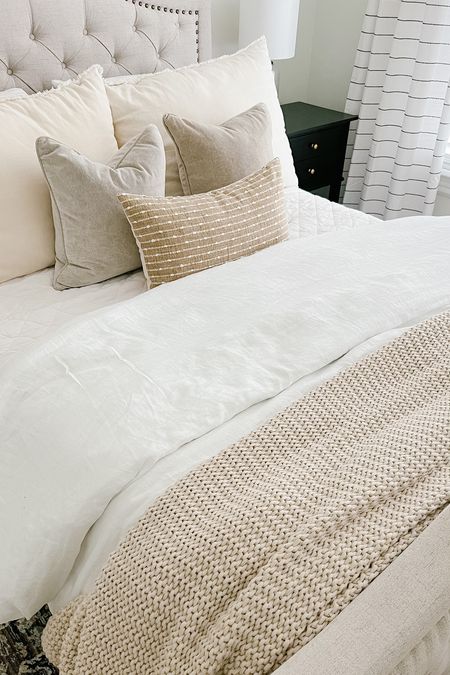 This chunky knit blanket looks and feels high end. It has a fantastic weight to it. It’s back in stock in all colors and sizes. @target