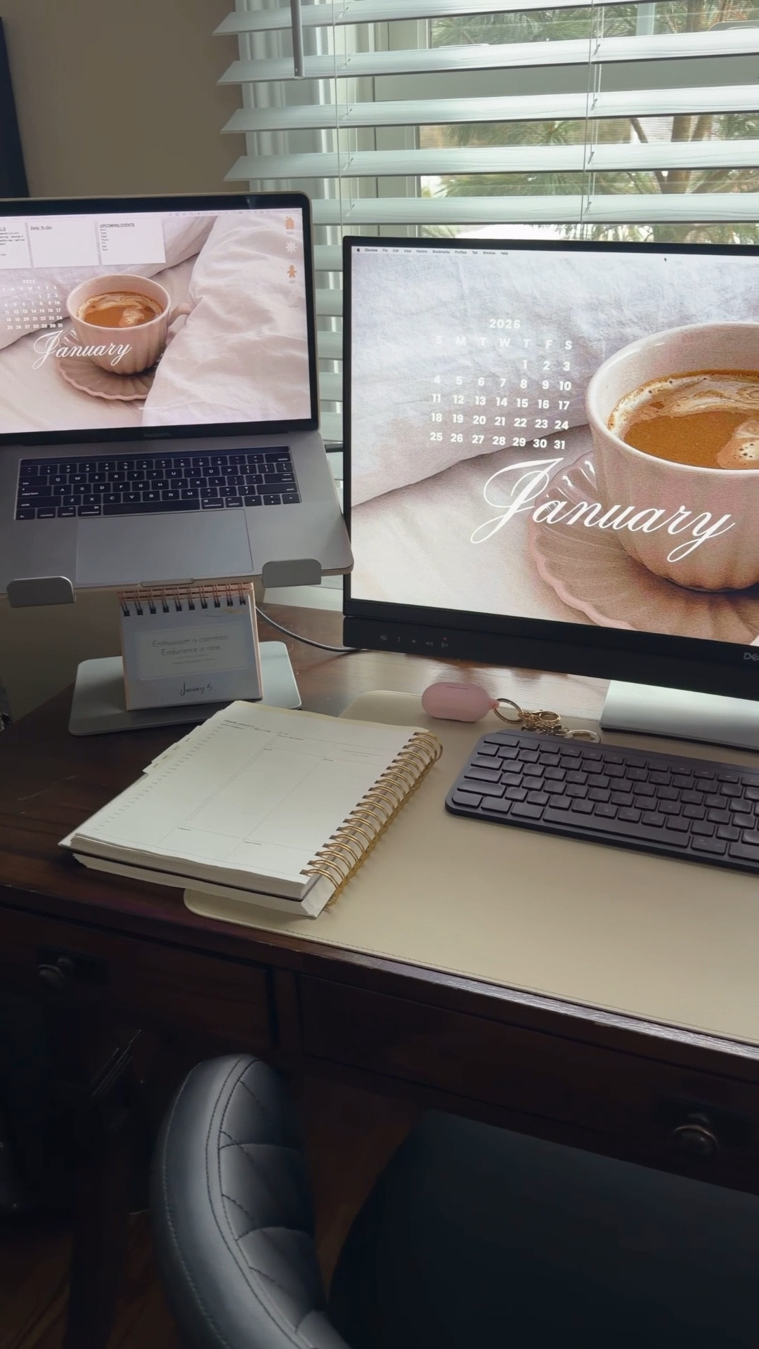 Love having all my planners to help organize my life in the new year! 

#LTKdayinmylife #LTKmorningroutine #LTKvlog