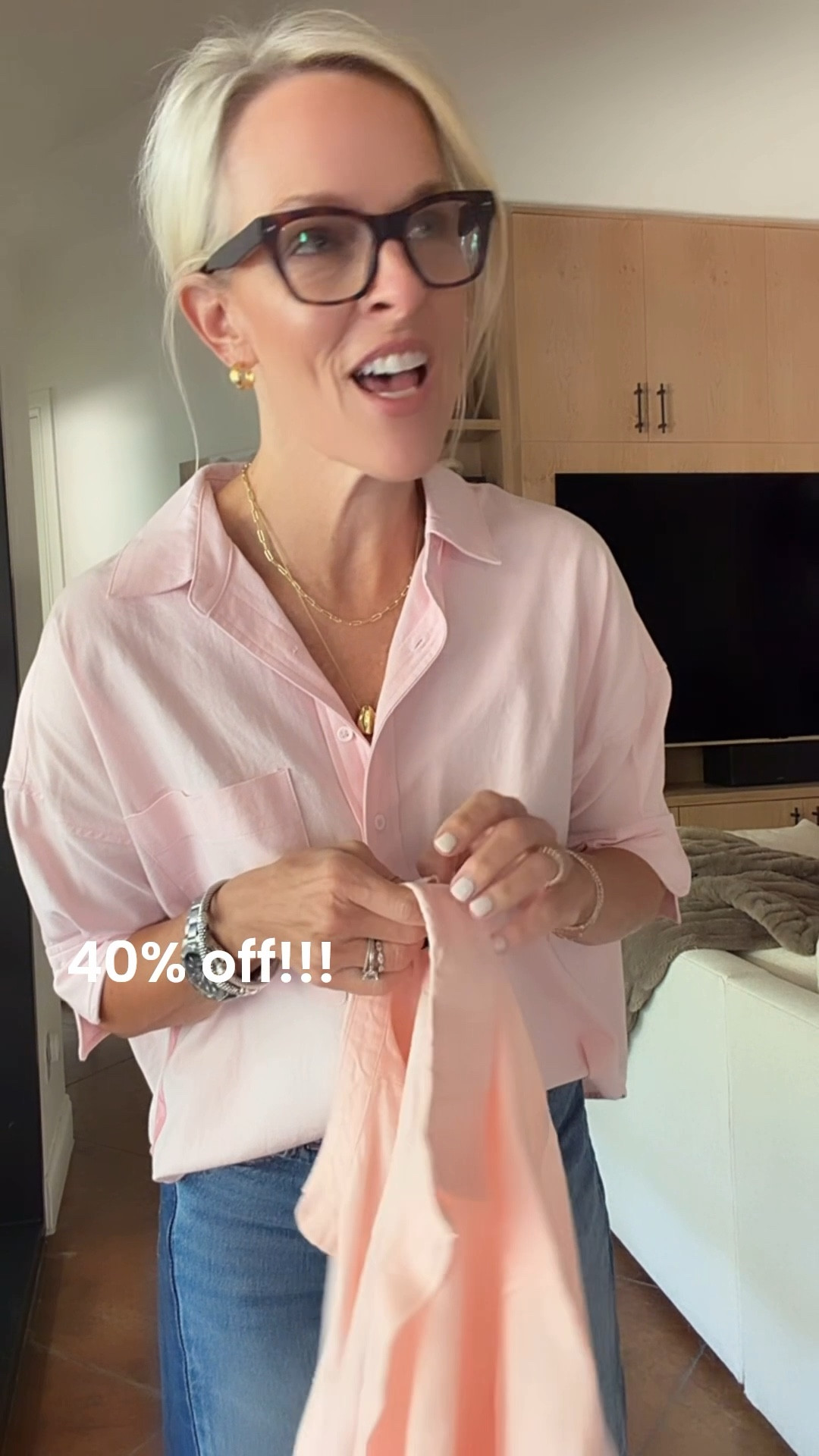 If you are a @jcrew Passport member (free) 
There is a 40% sale going on… And these linen tops are included!!! 

Use code SHOPEARLY 

I size down one in these. Wearing 4 

These last years! ￼

#LTKSaleAlert #LTKTravel #LTKOver40