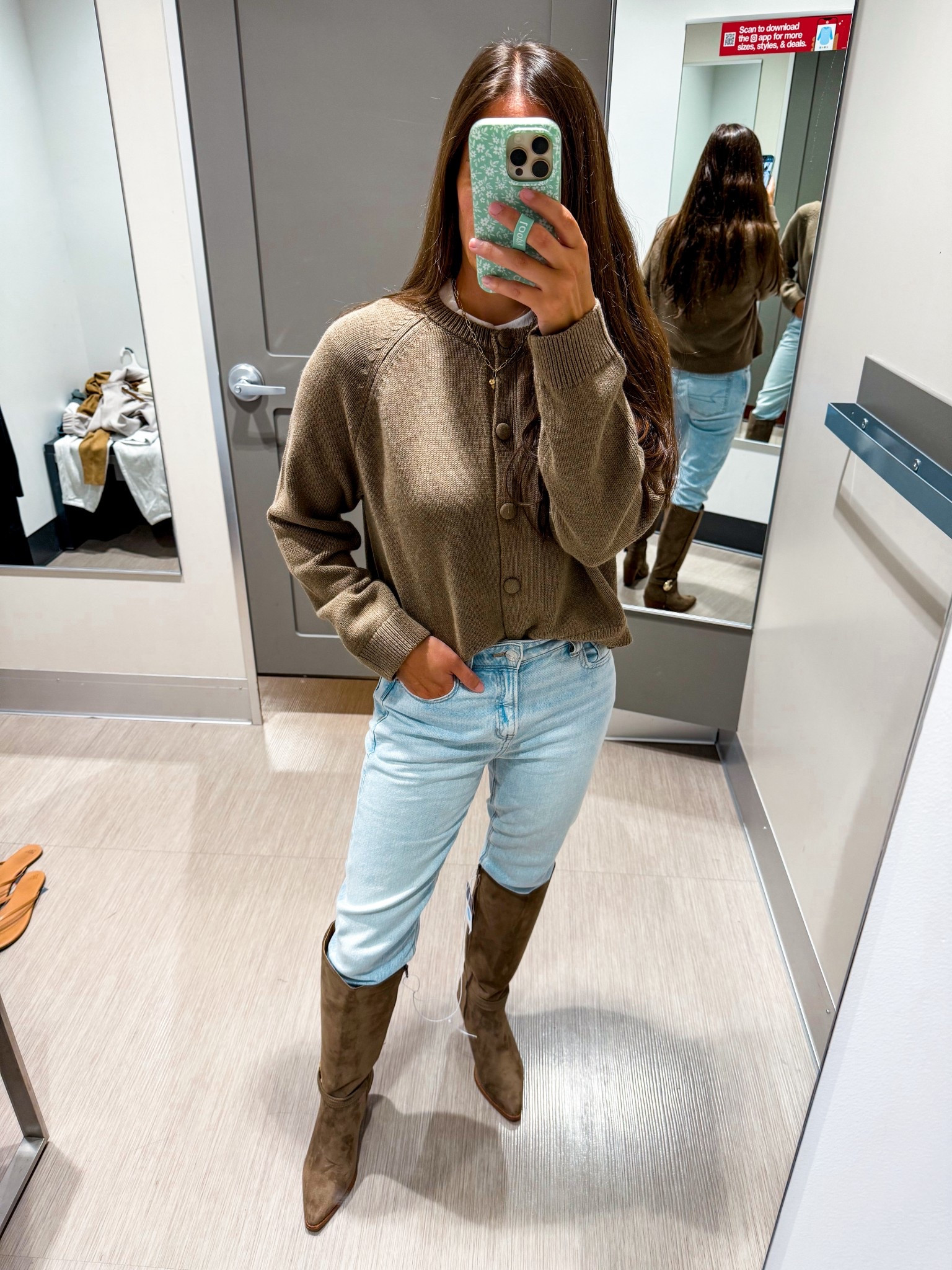 Target viral cardigan size XS 
Multiple colors 
Denim tts xshort 
Boots tts 

#LTKFindsUnder100 #LTKStyleTip #LTKFindsUnder50