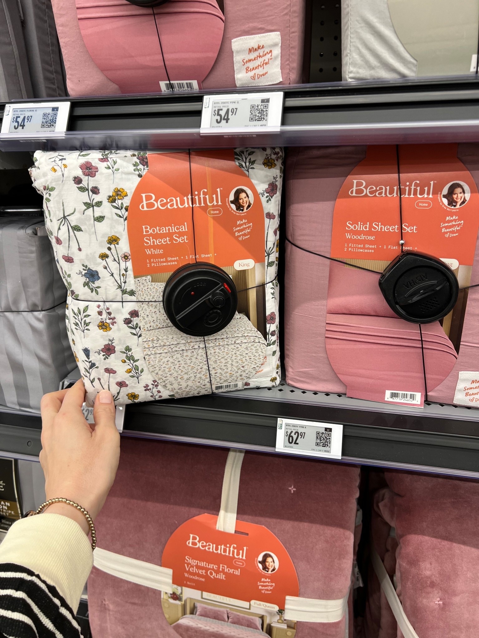 Beautiful sheets at Walmart! #walmarthome spring decor refresh bedroom 

#LTKHome