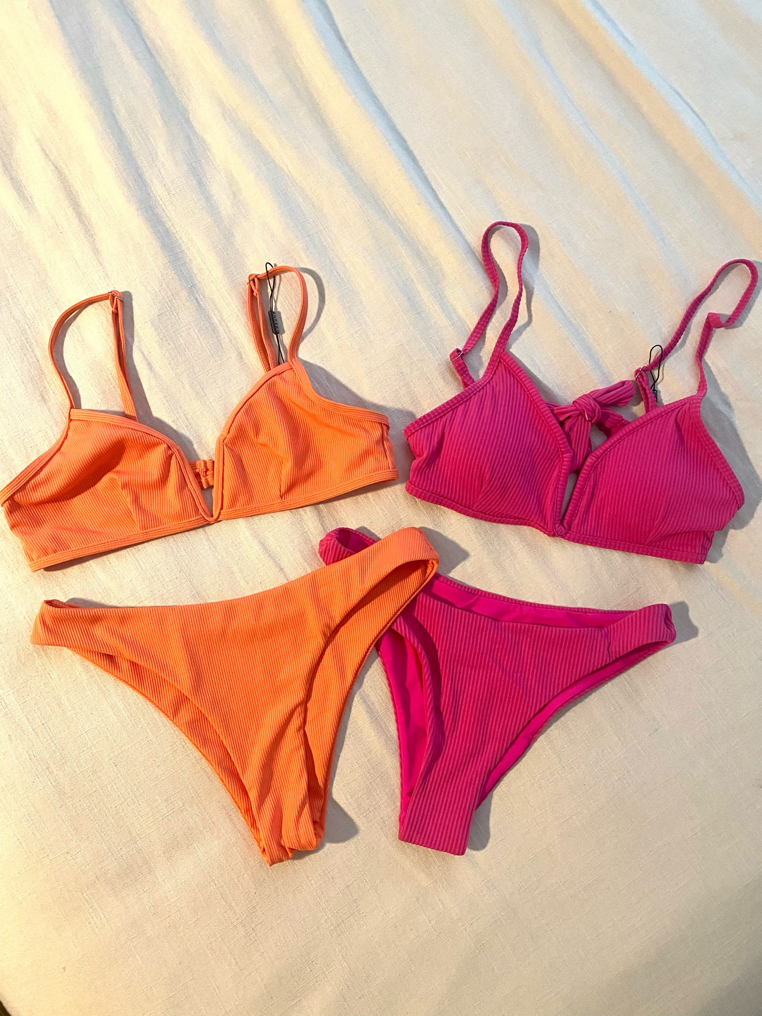 Super cute bikini in SO MANY COLORS!

Bikini, swim

#LTKfit #LTKunder100 #LTKswim