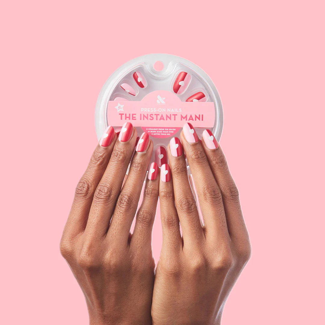 Colorblock Heart - Press-On | Short | Round | Olive & June