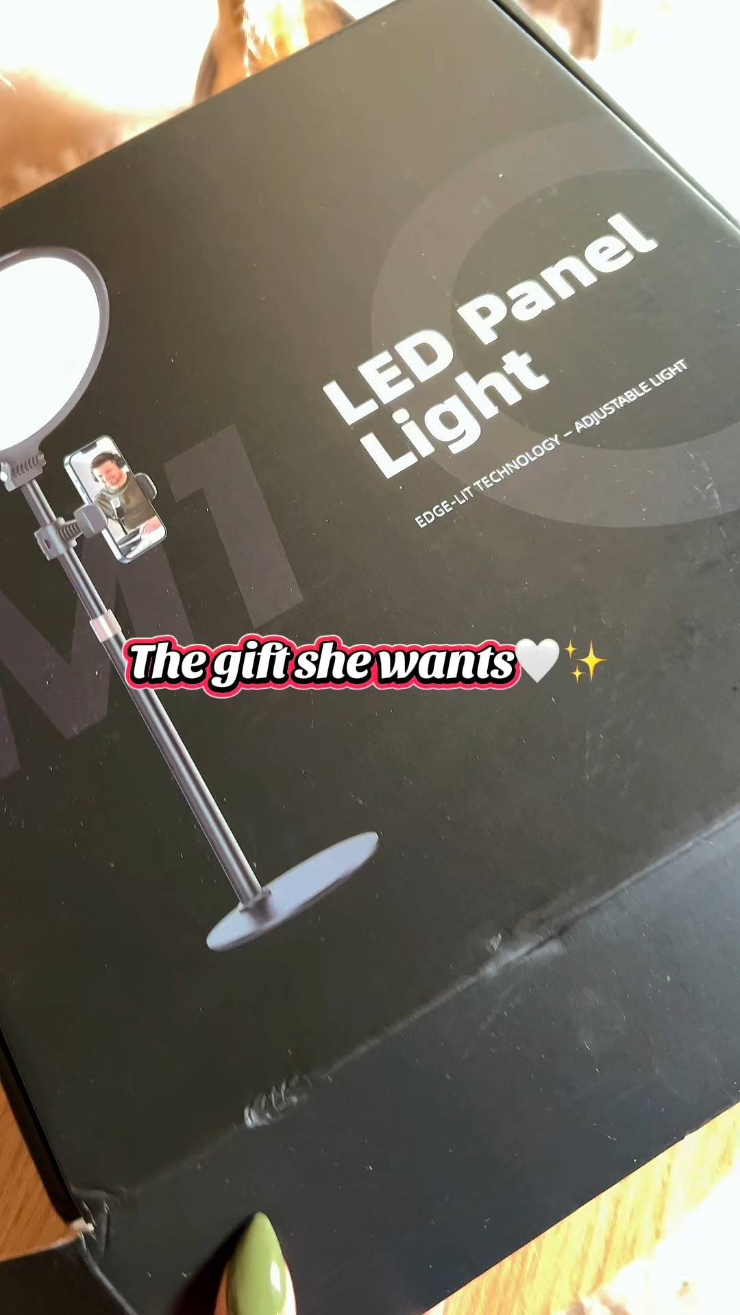 Girl
Get this light!

Honestly this is an awesome gift idea. It’s the perfect height to go on a table and it holds your phone. The light is very bright but also dimmable. There’s 3 light temperatures✨ 

Seriously, I use it everyday and so happy to share it! 🖤 #contentcreatortools #contentcreator #selfielight

#LTKFindsUnder50 #LTKGiftGuide #LTKCyberWeek