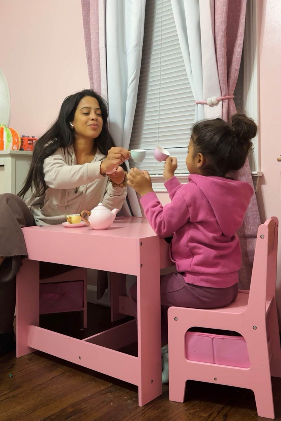Tea time ☕️🩷 

#LTKGiftGuide #LTKKids #LTKHoliday