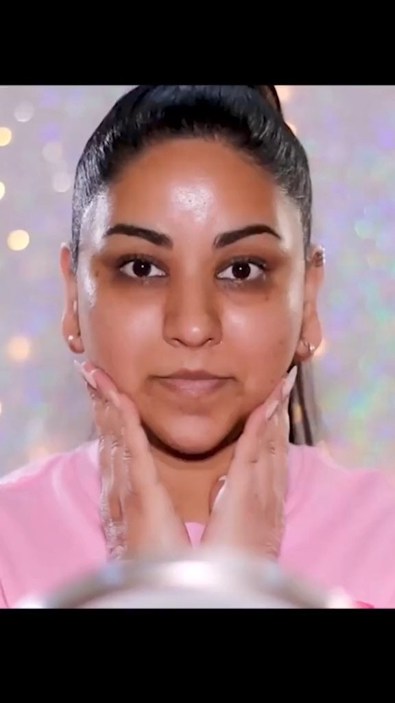 Flawless base makeup hack!

#LTKfindsunder50 #LTKbeauty #LTKSeasonal