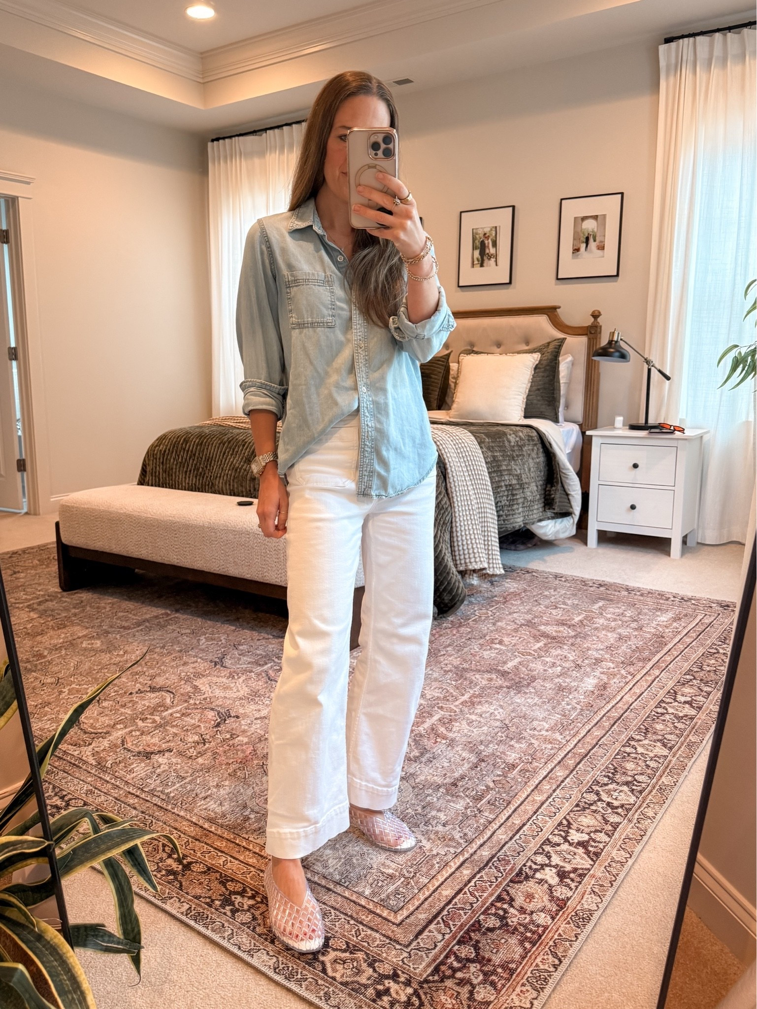 Easy summer capsule outfit 🫶🏼 Coastal + classic: @onequince gauze button-down (size S) with my favorite cropped white jeans from @Anthropologie + simple flat sandals (mine are older Target—linking a similar pair). Perfect for “what to wear with white jeans,” casual workwear, weekend errands, or a beach vacation outfit.
✨ Quince code: INFG-26LINENANDLIGHTCO10

#LTKootd #LTKWorkwear #LTKSeasonal
